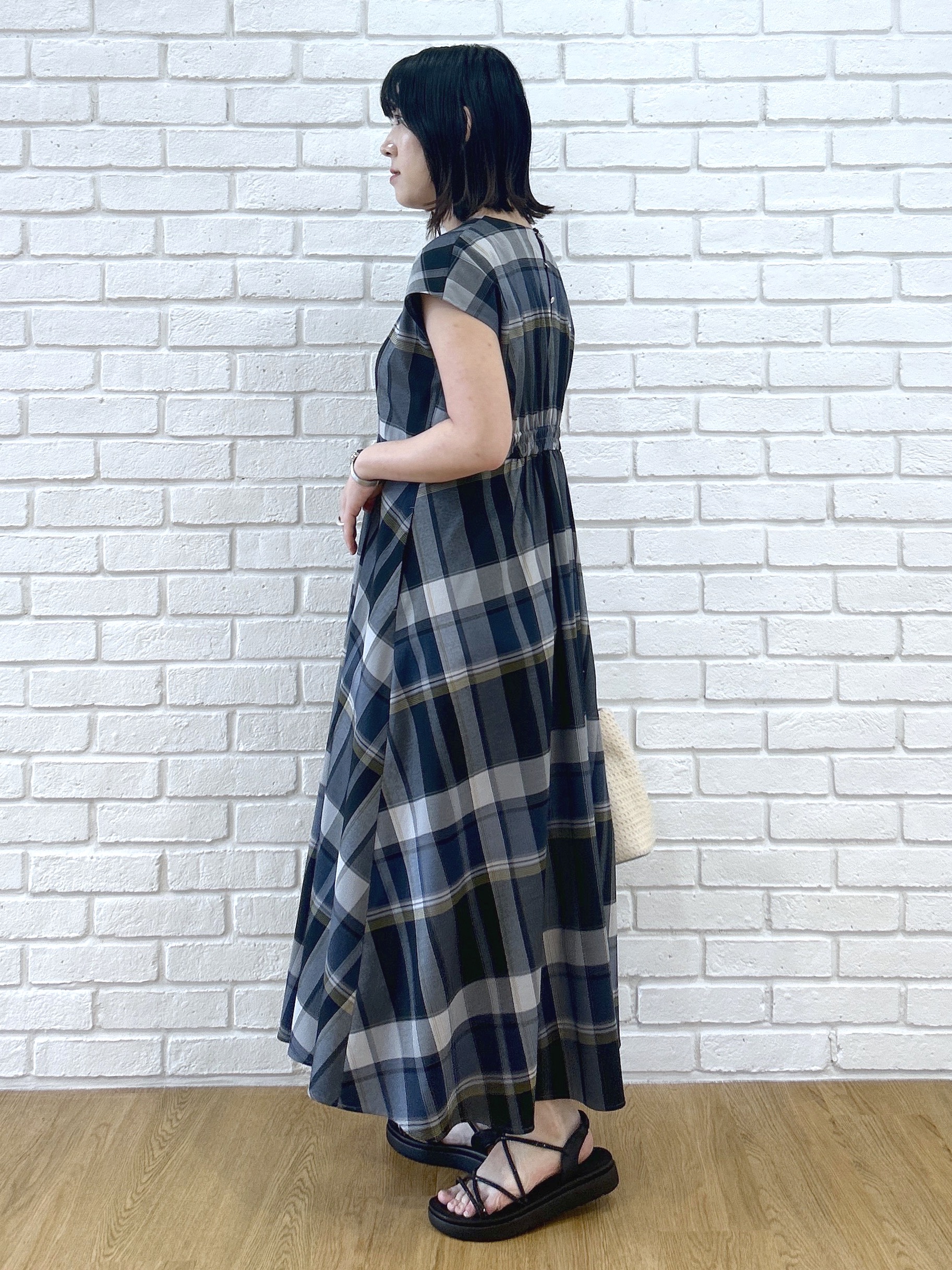 Hirokaさんの「grove｜タックタッセルPP2WAYトート」を使ったコーディネート