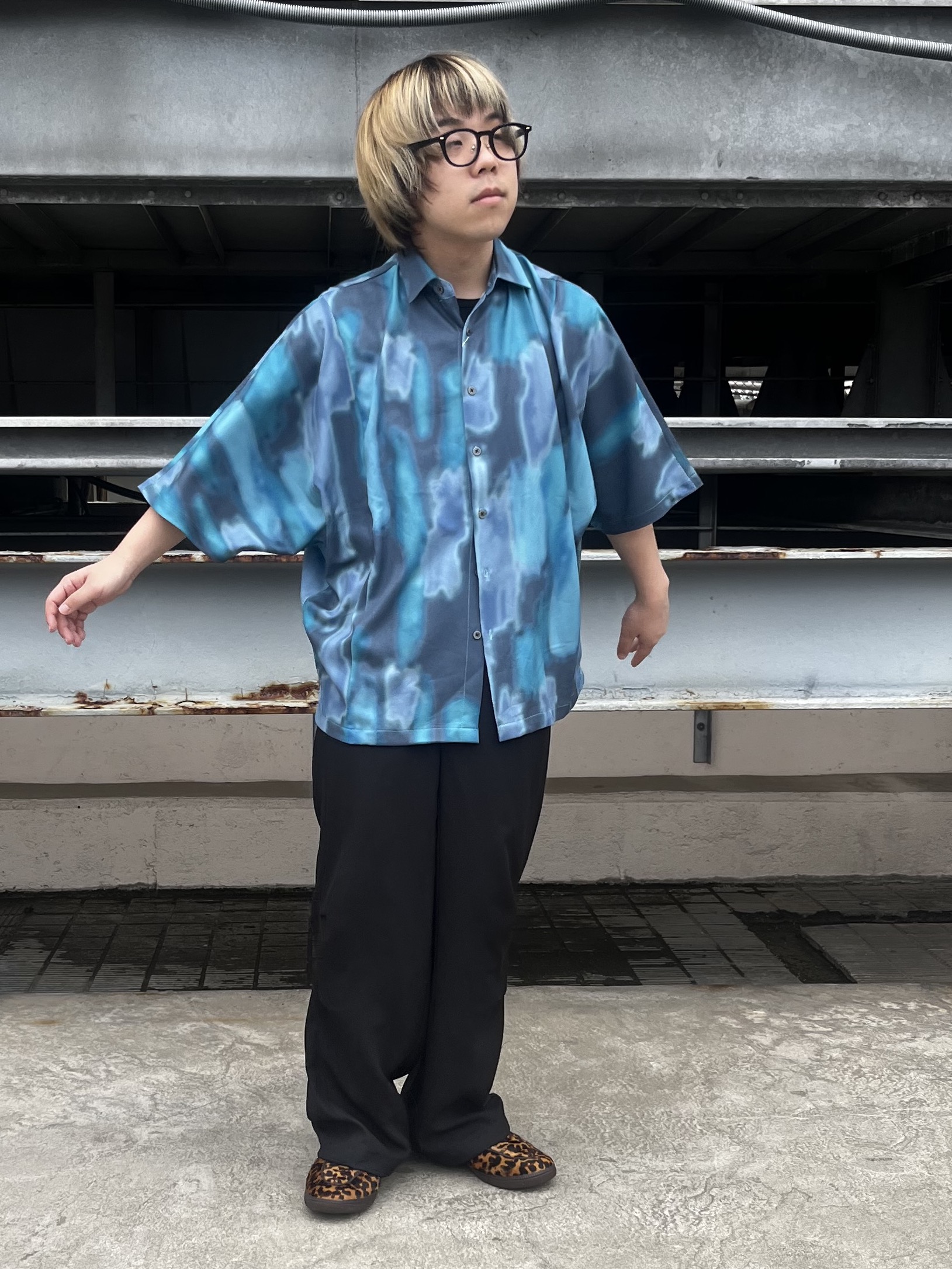 taigaさんの「tk.TAKEO KIKUCHI｜【UVカット／ストレッチ】NEUTRAXシリーズ パラシュートパンツ」を使ったコーディネート