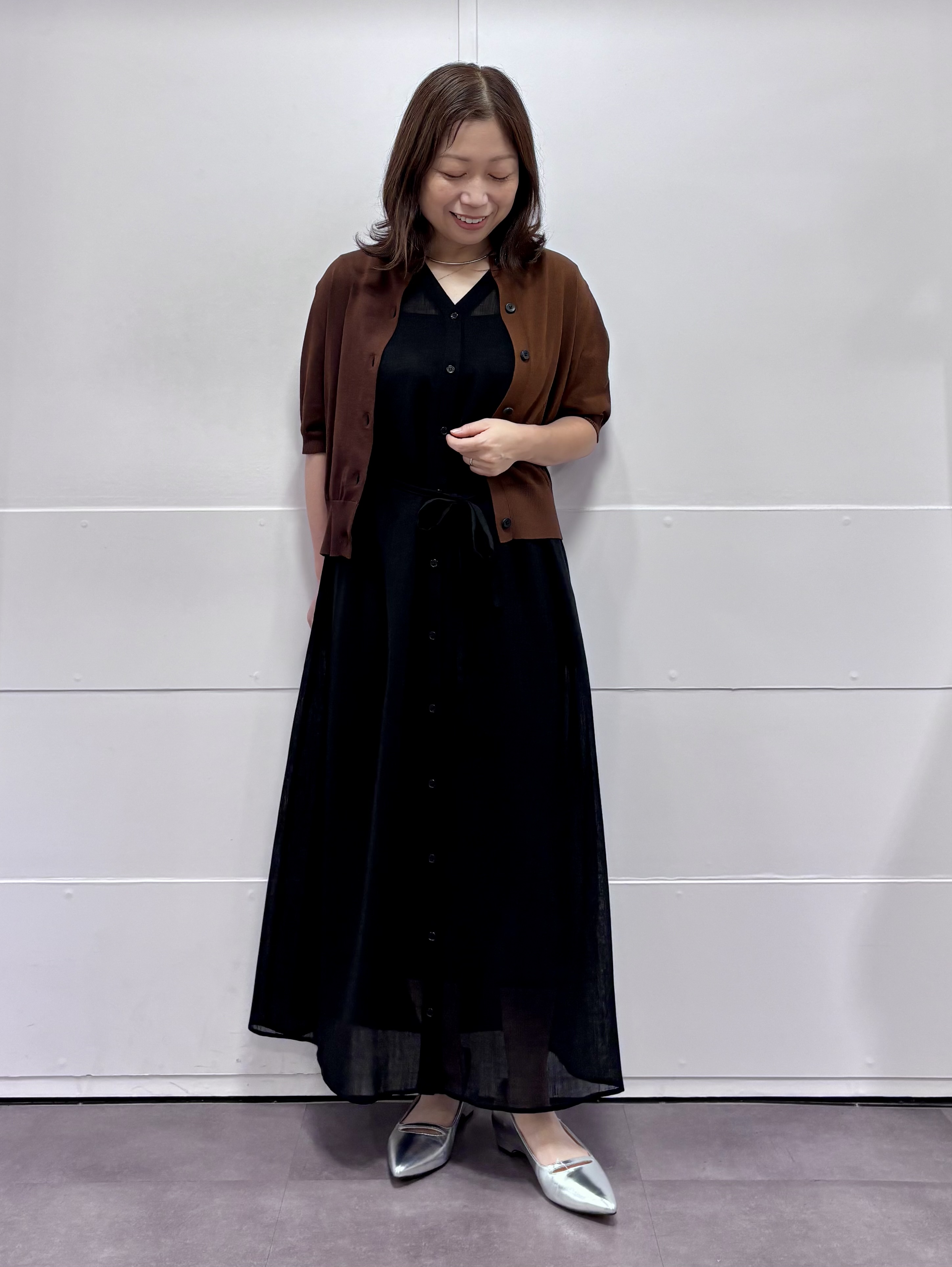 TOKOさんの「UNTITLED｜ドライタッチ5分袖カーディガン」を使ったコーディネート