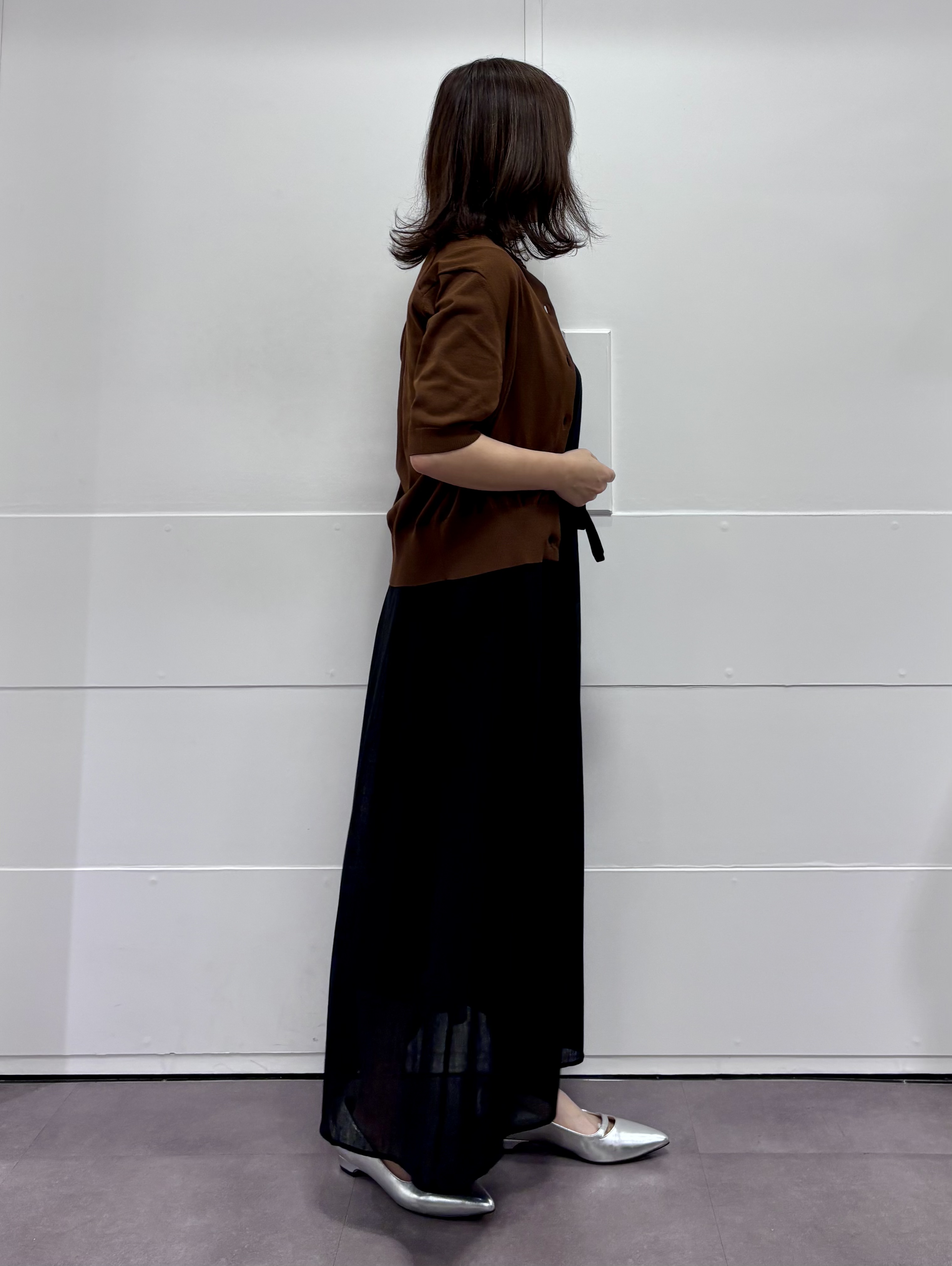 TOKOさんの「UNTITLED｜ドライタッチ5分袖カーディガン」を使ったコーディネート