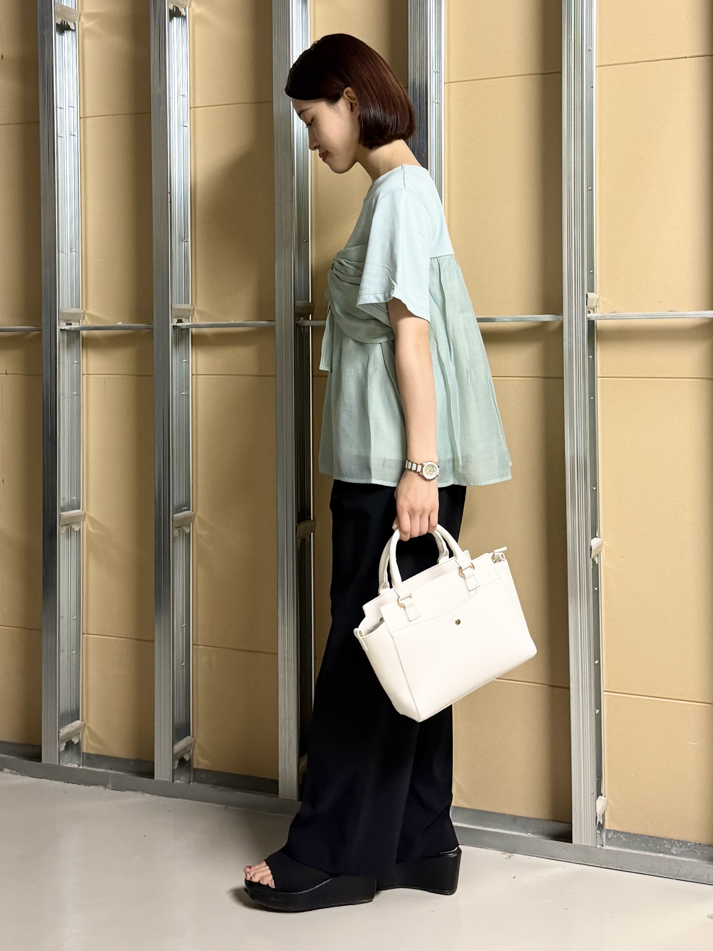 sahoさんの「THE SHOP TK｜【ひんやり／吸水速乾／UV】ビスチェ風 切り替えTシャツ」を使ったコーディネート