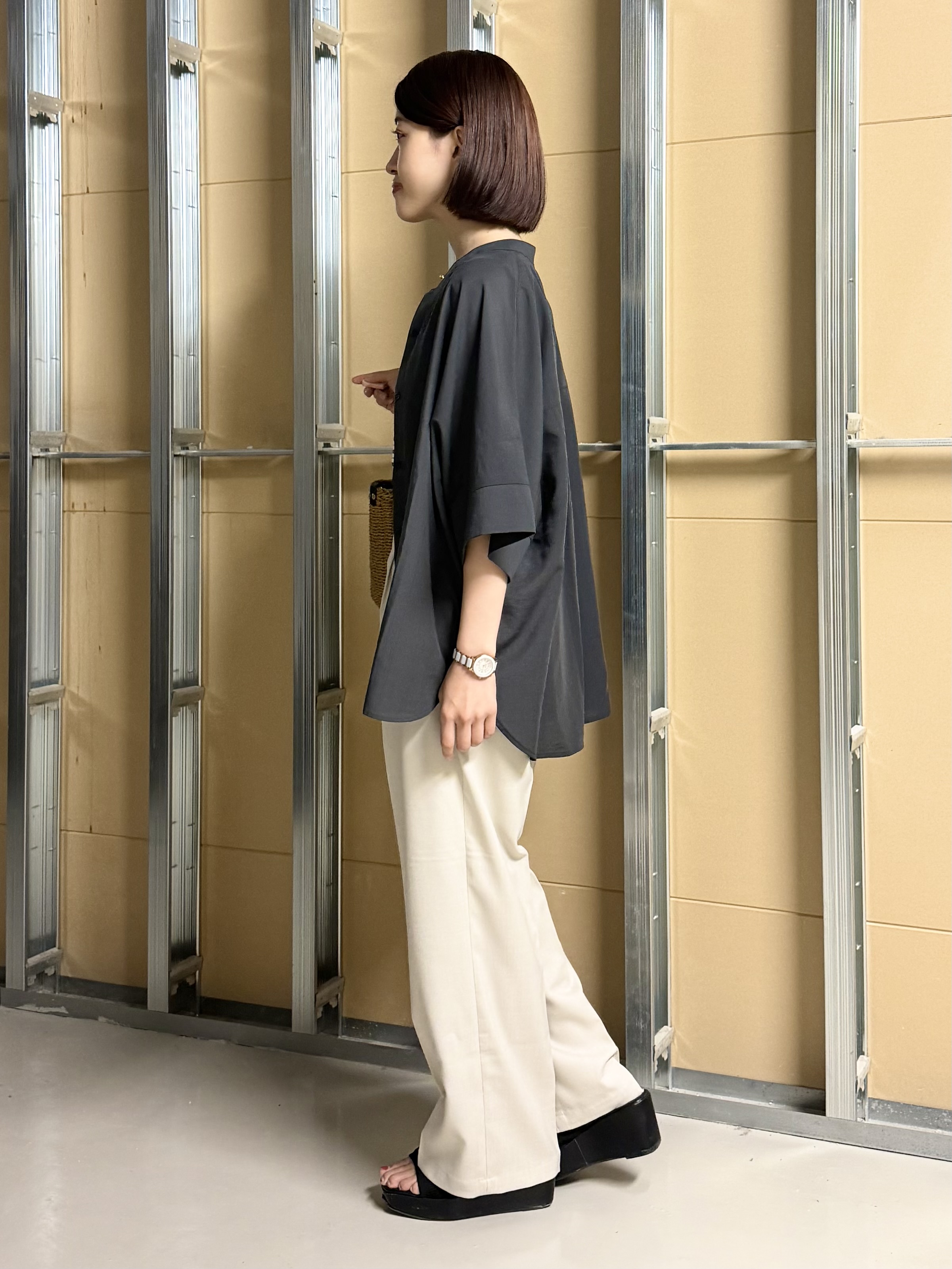 sahoさんの「THE SHOP TK｜【高レビュー/体型カバー】さらっと快適 ドルマン5分袖ブラウス」を使ったコーディネート