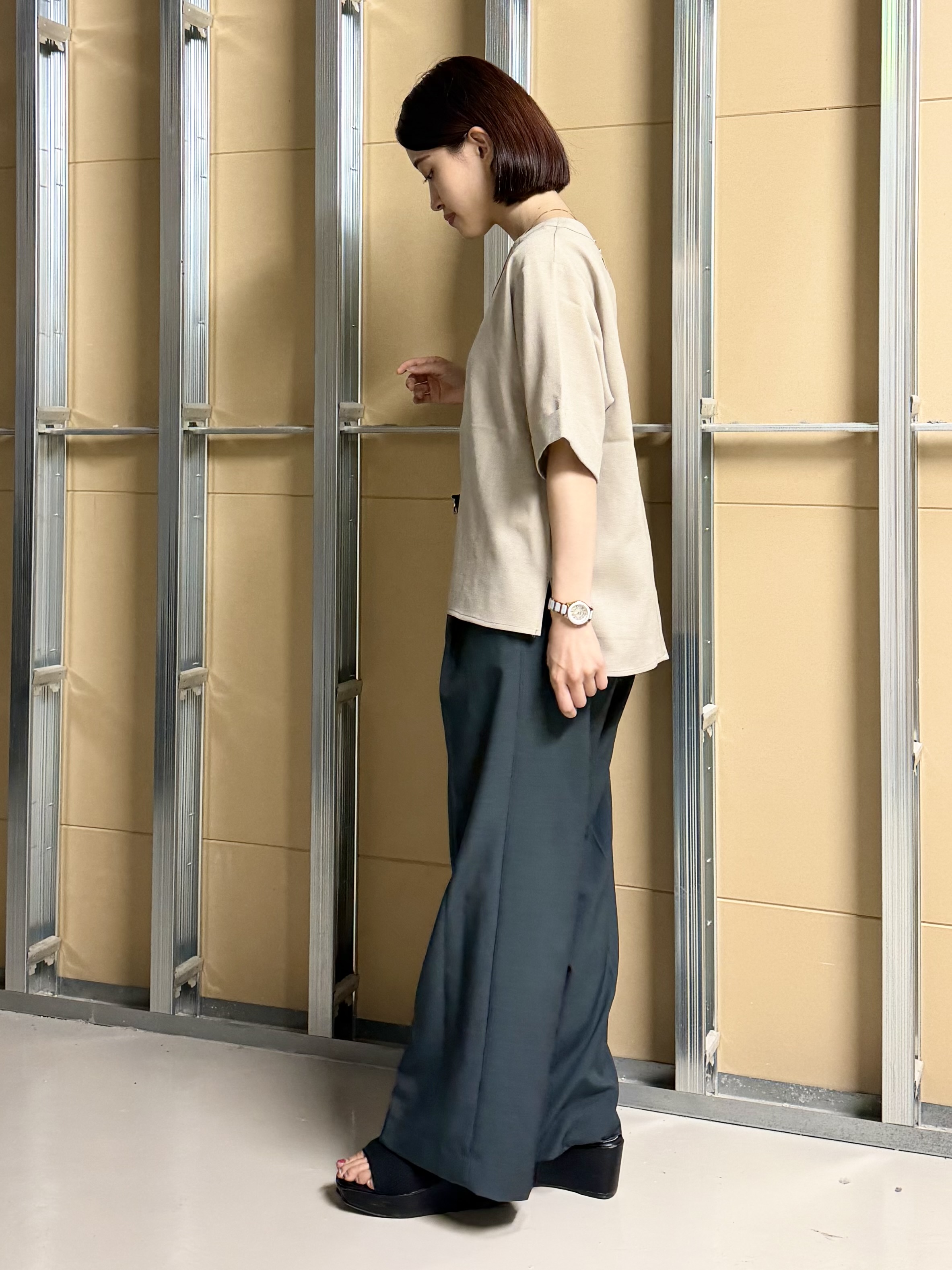 sahoさんの「THE SHOP TK｜【M-XL/二の腕カバー】さらり麻調メッシュ5分袖ブラウス」を使ったコーディネート