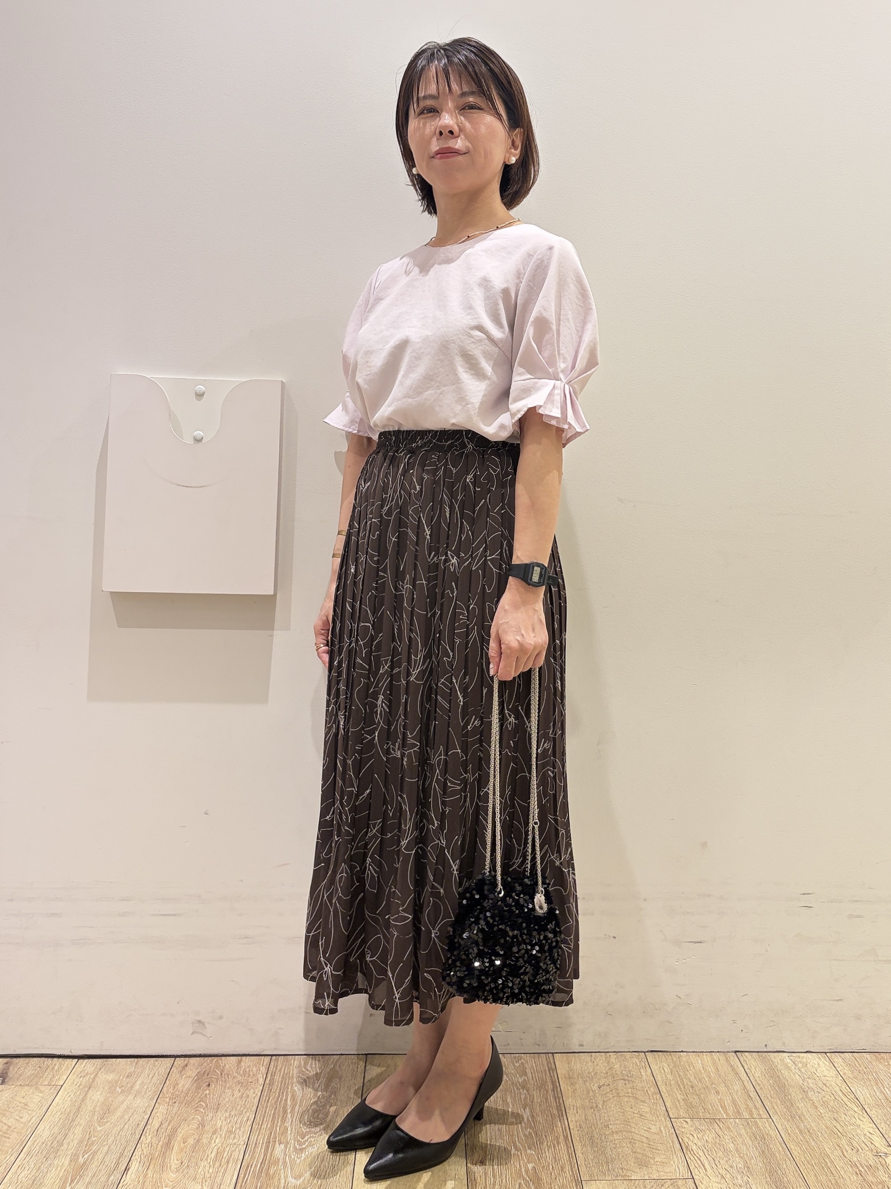 YUKOさんの「index｜【接触冷感】タックパフスリーブブラウス《吸水速乾／防シワ／洗濯機OK／XS～3L／6col》」を使ったコーディネート
