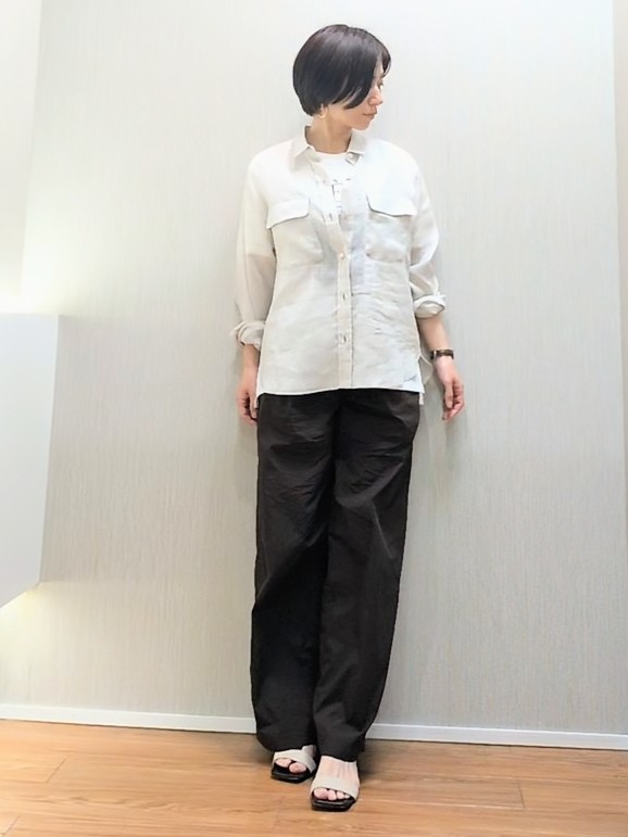 ミズタさんの「UNTITLED｜【古畑星夏さん着用/接触冷感】ドライタッチシャツ」を使ったコーディネート