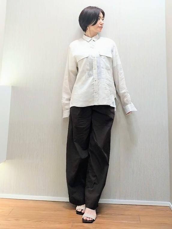 ミズタさんの「UNTITLED｜【古畑星夏さん着用/接触冷感】ドライタッチシャツ」を使ったコーディネート
