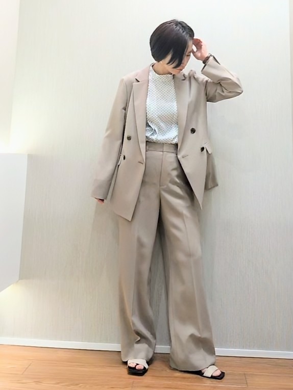ミズタさんの「UNTITLED｜ダイヤジオメプリントブラウス」を使ったコーディネート