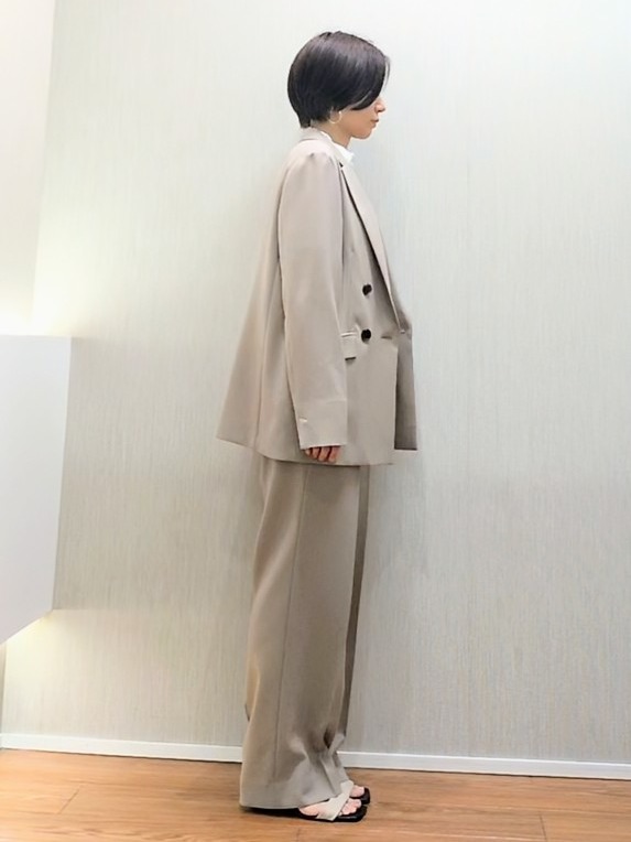 ミズタさんの「UNTITLED｜ダイヤジオメプリントブラウス」を使ったコーディネート