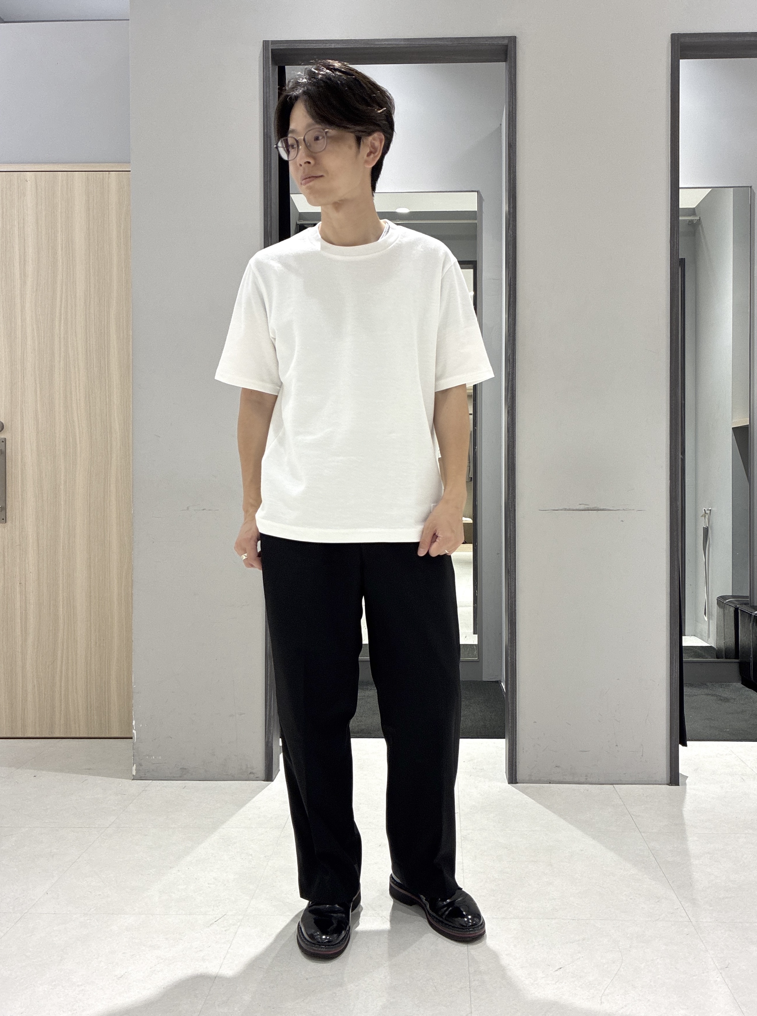 わいずみさんの「TAKEO KIKUCHI｜【抗菌防臭】COOL DOTS（R）ドビープリント ジャケット」を使ったコーディネート