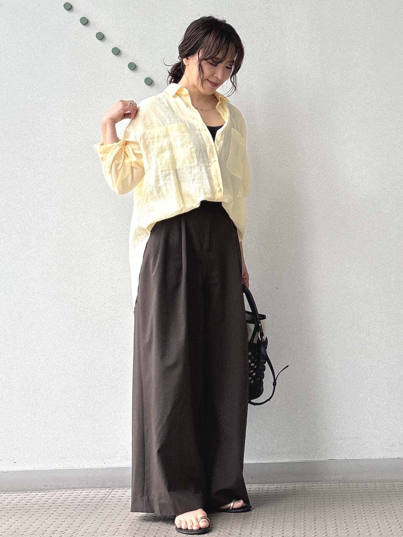kawamuraさんの「DRESSTERIOR｜【人気定番/ウォッシャブル】ガーメントダイラミーシャツ」を使ったコーディネート