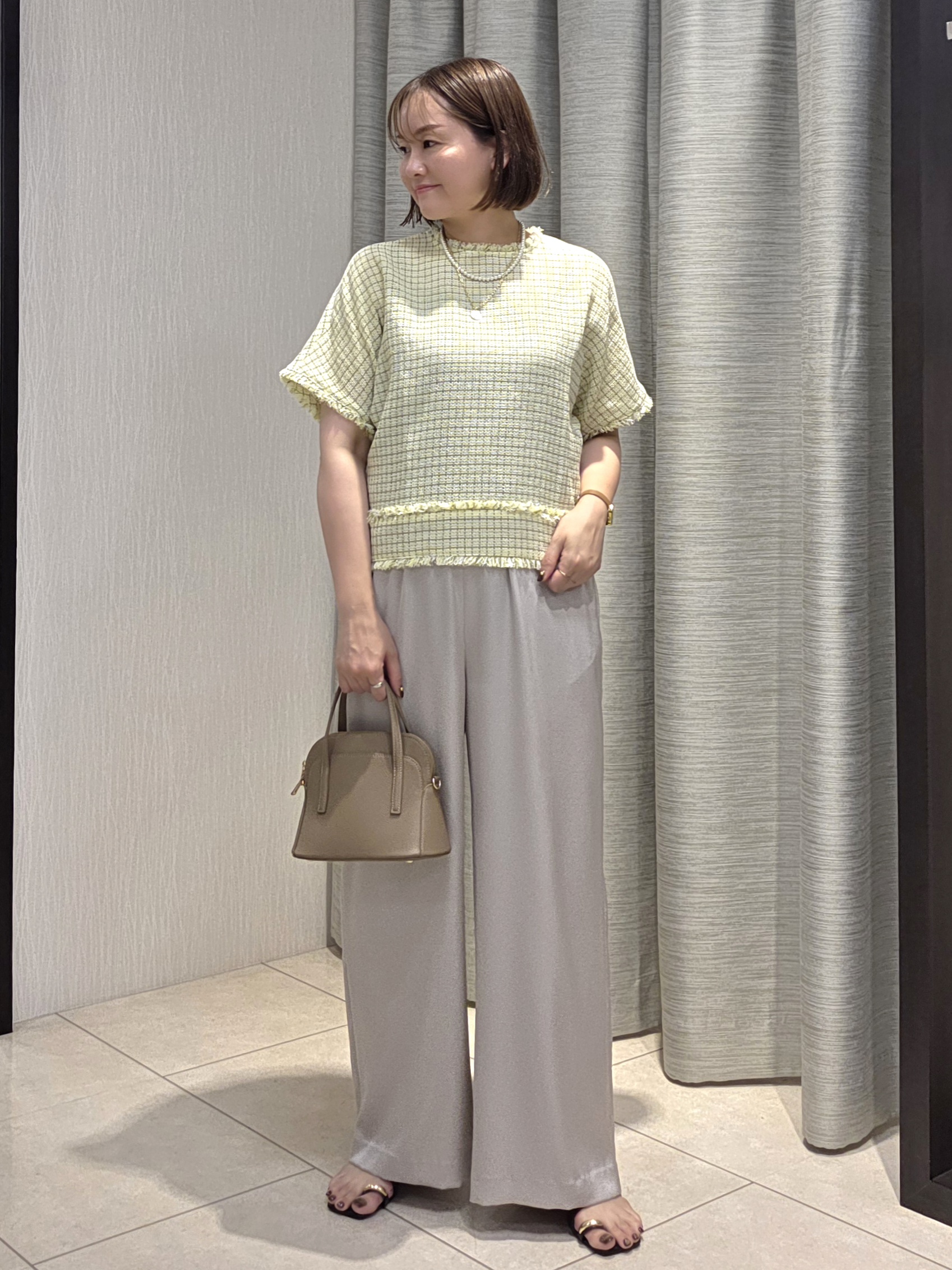 naokoさんの「UNTITLED｜ファンシーツイードブラウス」を使ったコーディネート