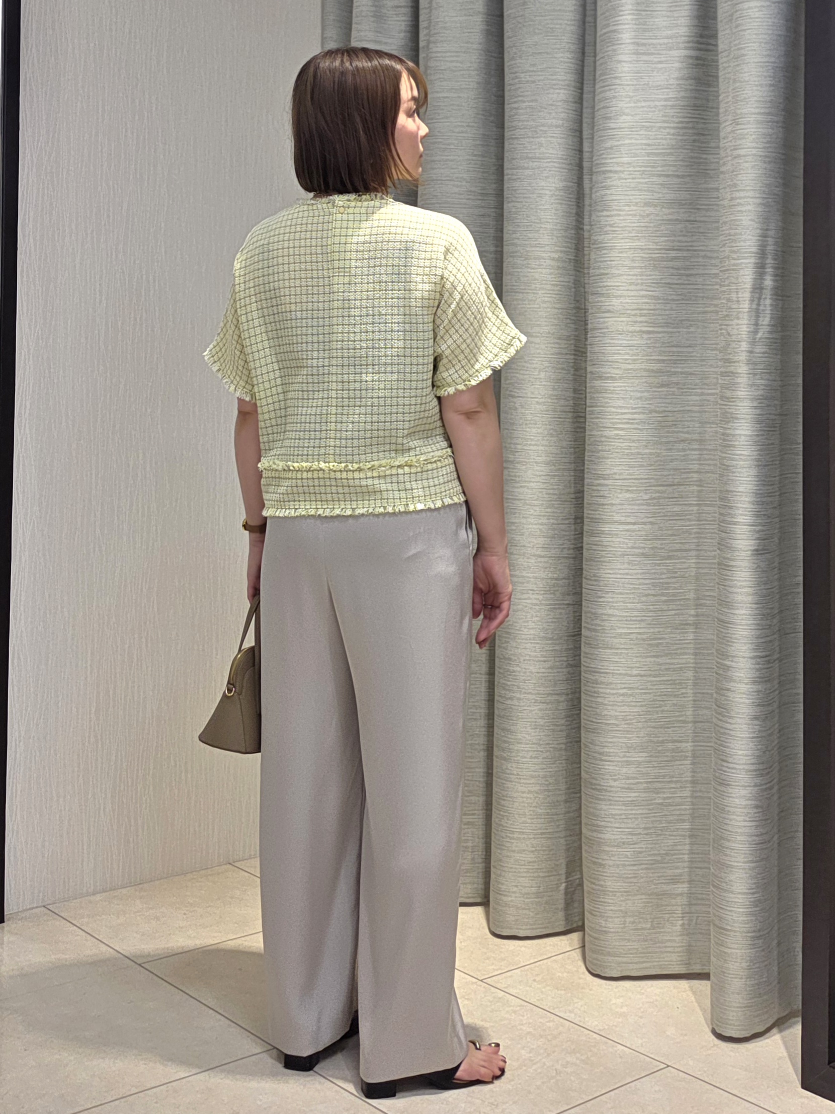 naokoさんの「UNTITLED｜ファンシーツイードブラウス」を使ったコーディネート