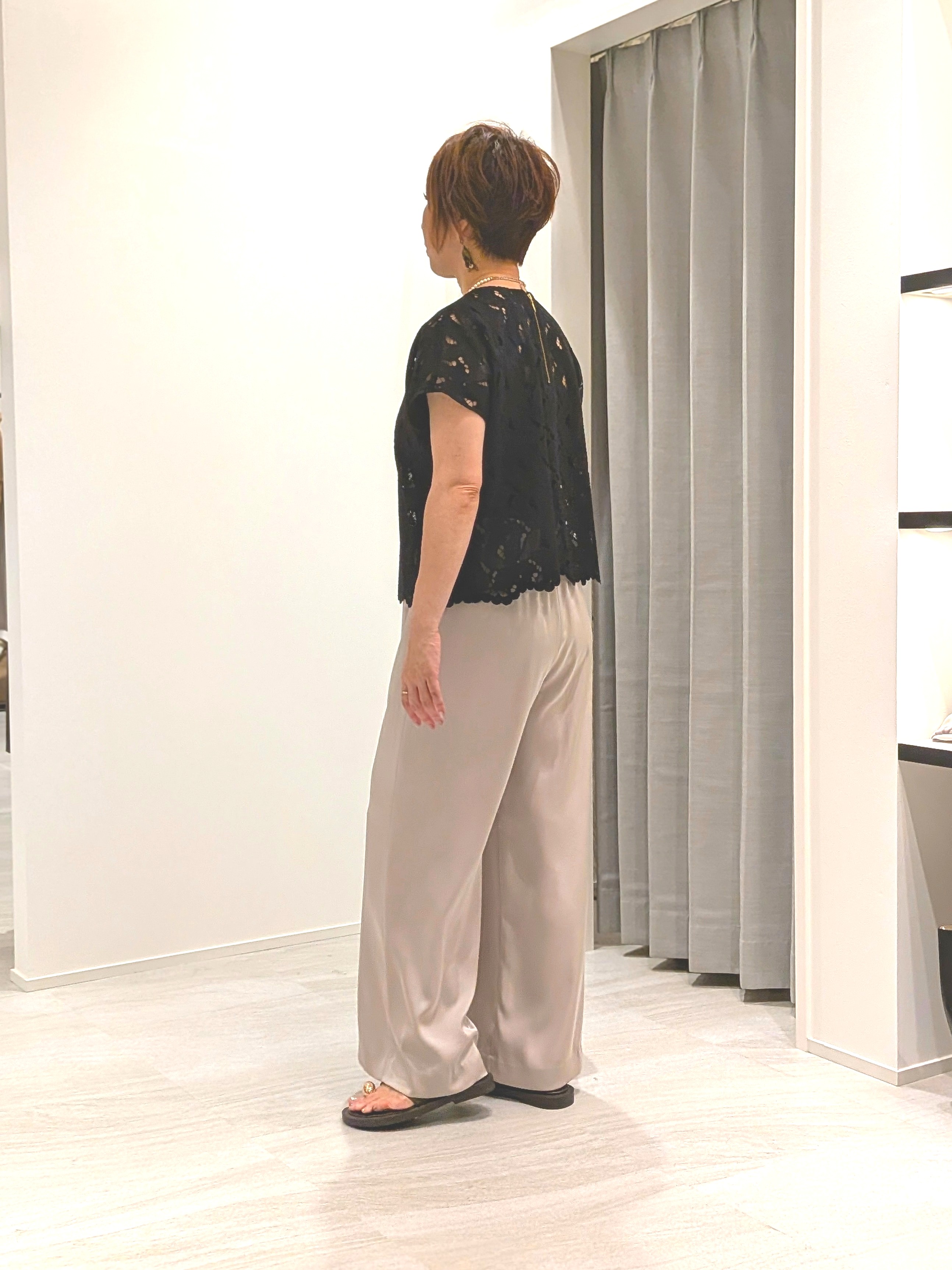 Hiromiさんの「UNTITLED｜【セットアップ可能】リーフレースブラウス」を使ったコーディネート