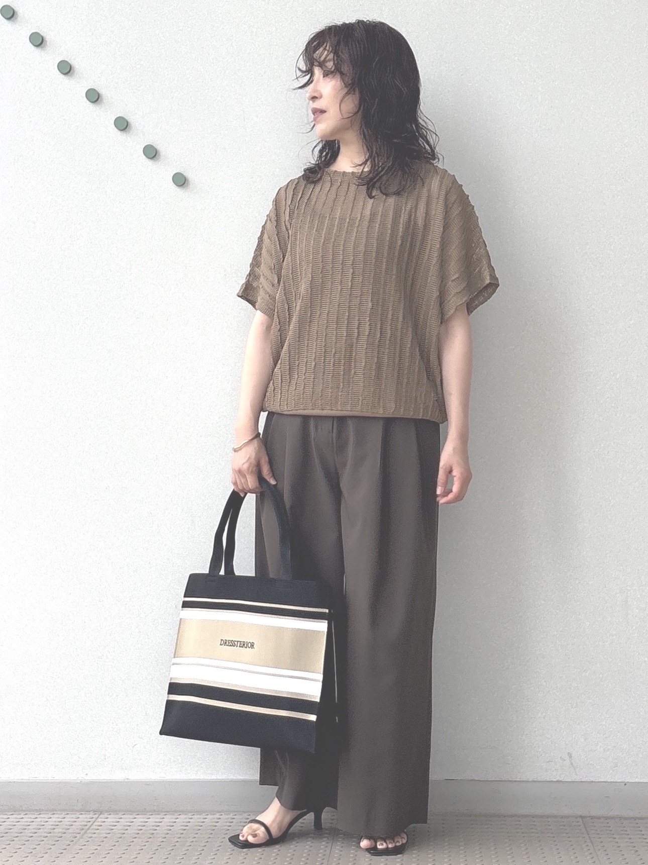 kawamuraさんの「DRESSTERIOR｜シアーメッシュプルオーバー」を使ったコーディネート