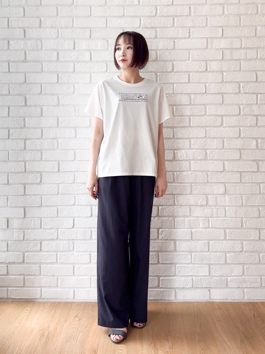 𝐜𝐡𝐢𝐤𝐚さんの「SHOO･LA･RUE｜【PEANUTS】ひんやりプリントTシャツ」を使ったコーディネート
