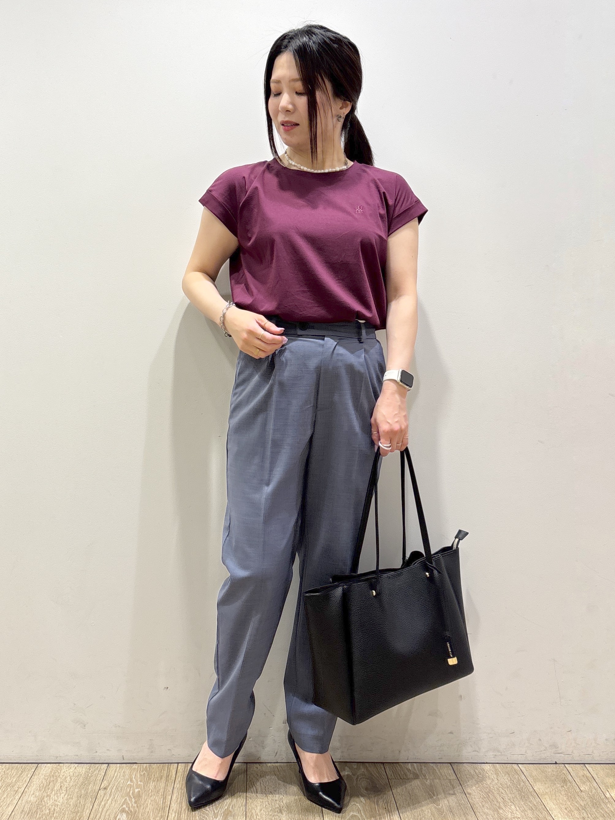 mameさんの「index｜【接触冷感／UV】ワンポイント刺繍Tシャツ《7col／XS~3L／洗濯機OK》」を使ったコーディネート