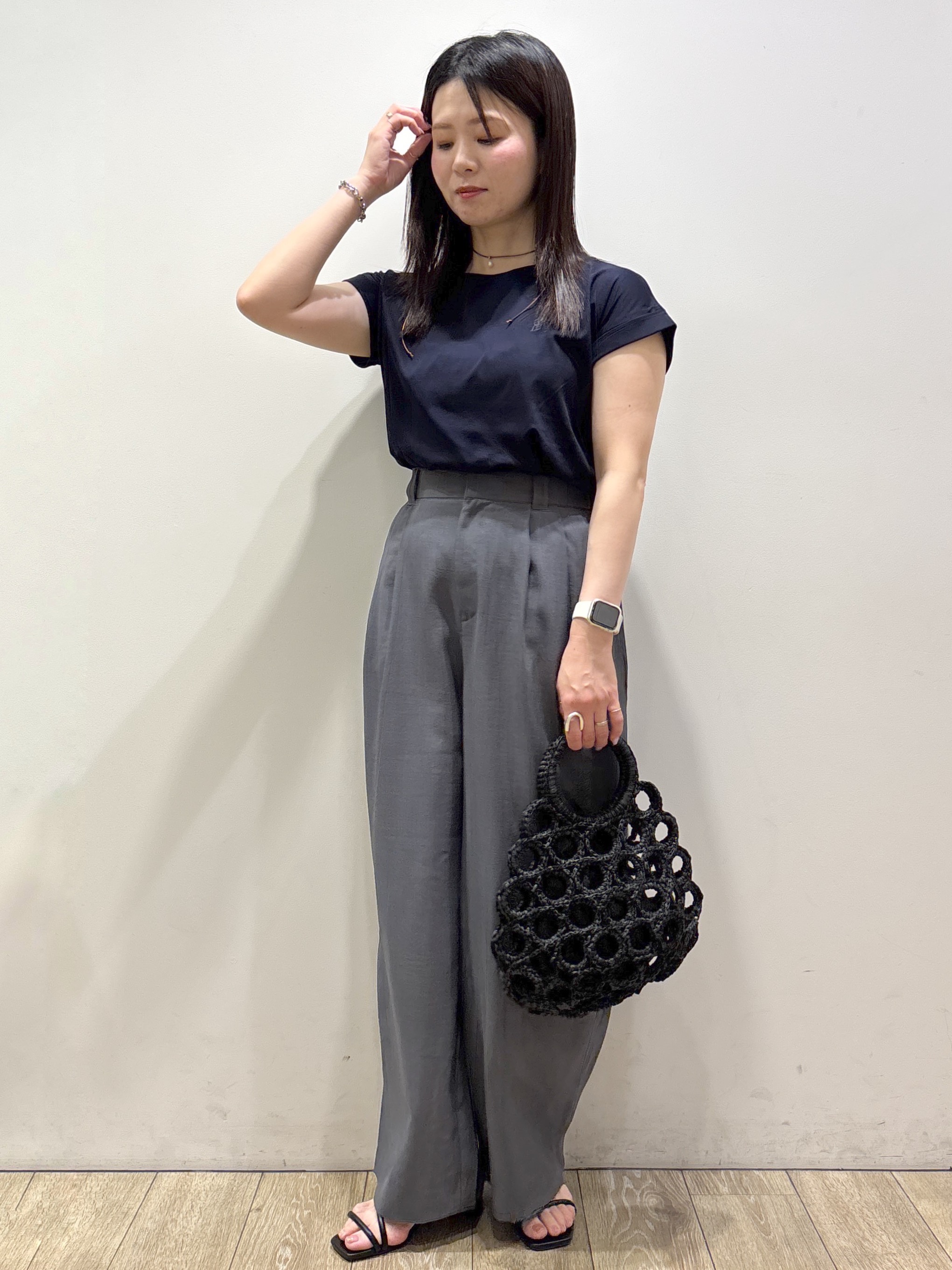mameさんの「index｜【接触冷感／UV】ワンポイント刺繍Tシャツ《7col／XS~3L／洗濯機OK》」を使ったコーディネート