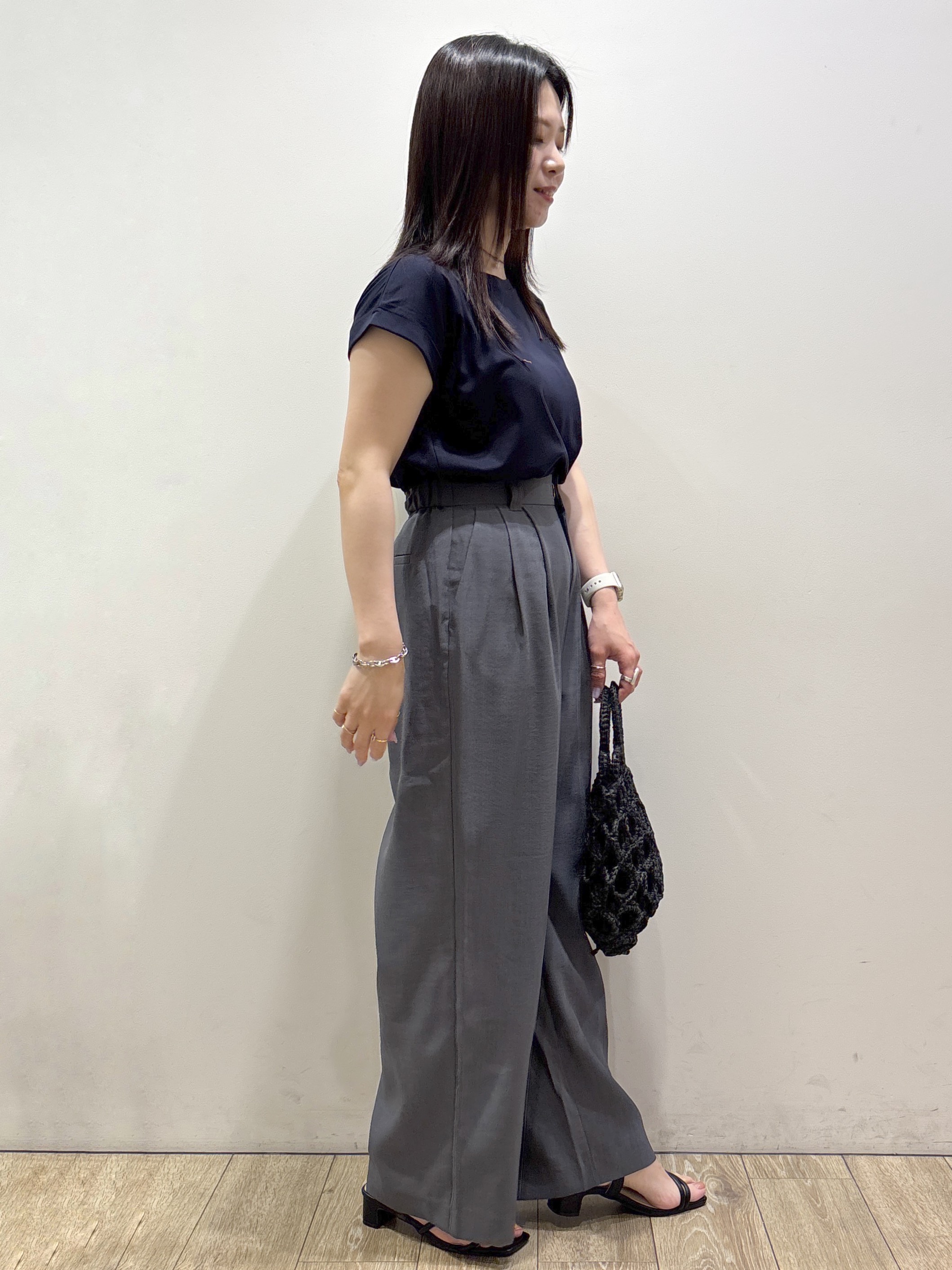 mameさんの「index｜【接触冷感／UV】ワンポイント刺繍Tシャツ《7col／XS~3L／洗濯機OK》」を使ったコーディネート