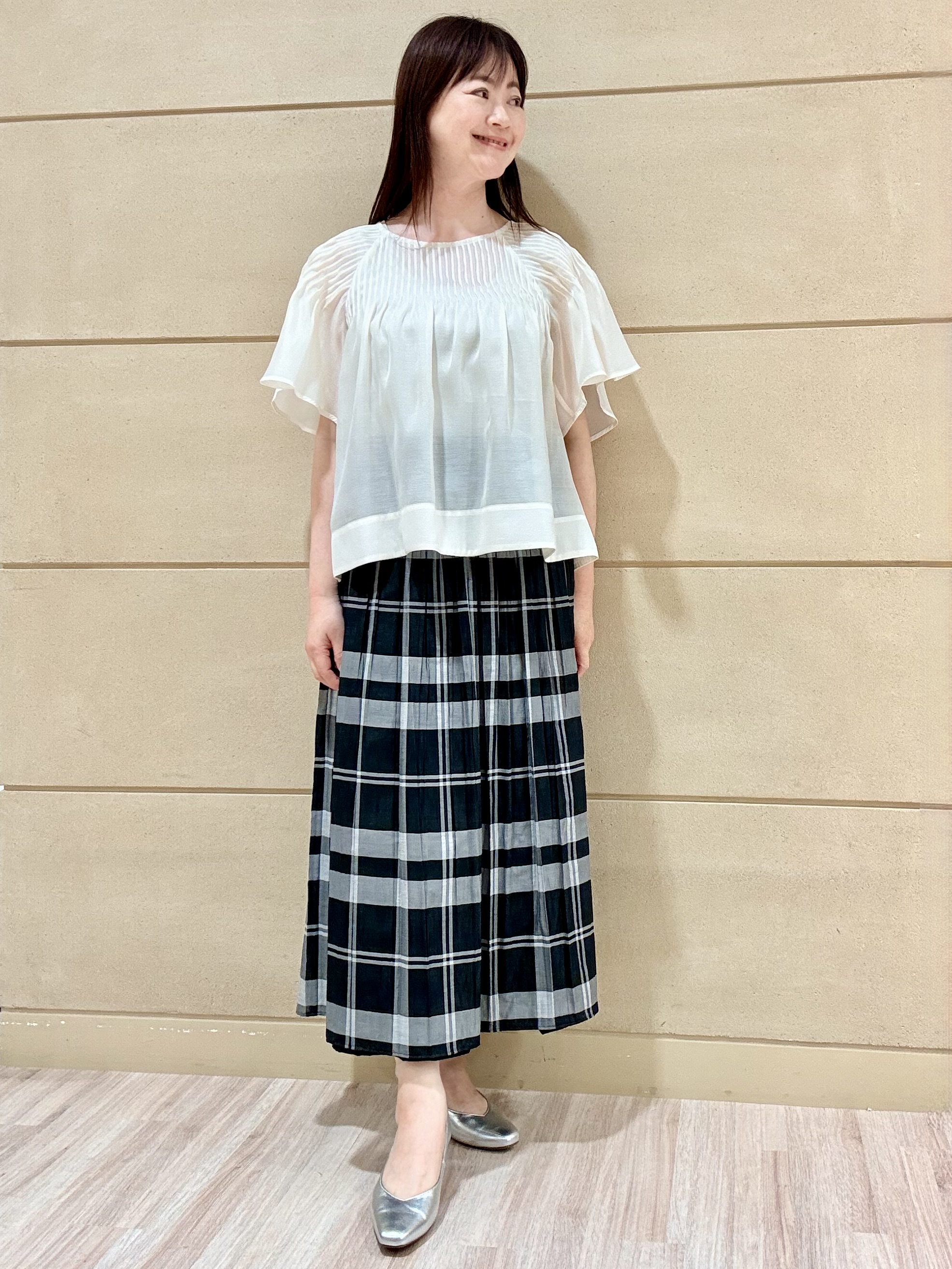 Marさんの「Reflect｜ピンタックデザインフレアスリーブブラウス」を使ったコーディネート