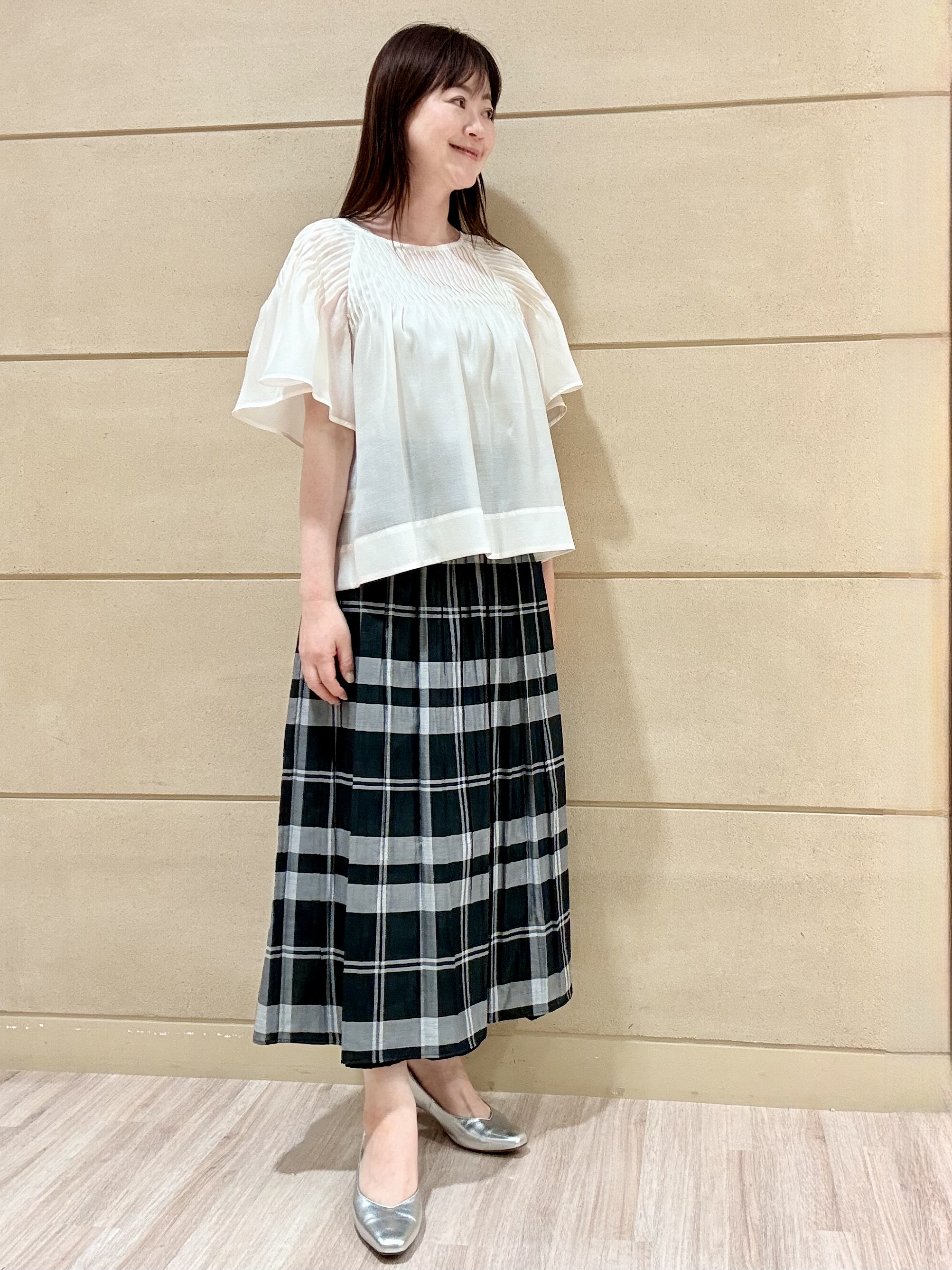 Marさんの「Reflect｜ピンタックデザインフレアスリーブブラウス」を使ったコーディネート