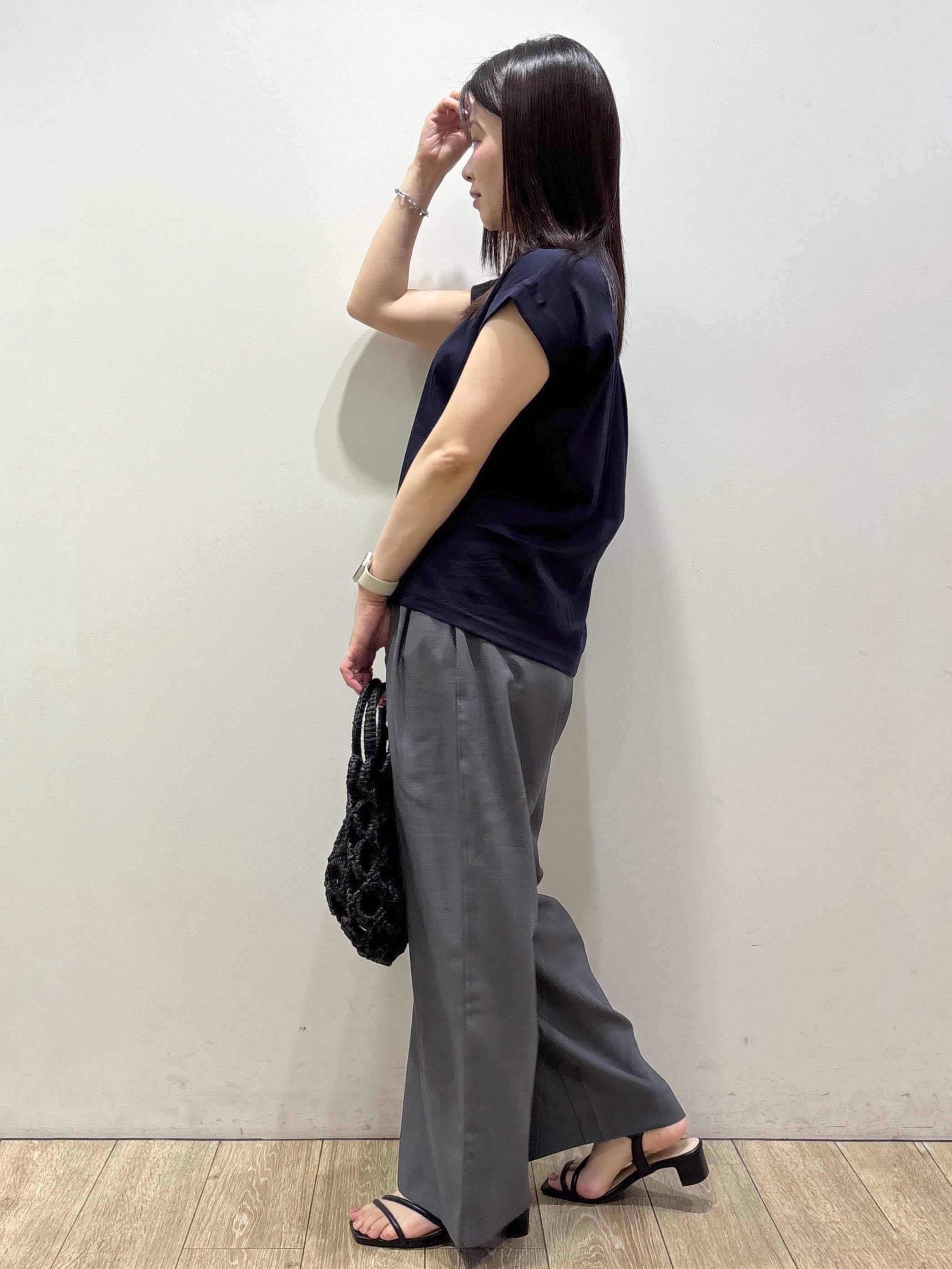 mameさんの「index｜【接触冷感／UV】ワンポイント刺繍Tシャツ《7col／XS~3L／洗濯機OK》」を使ったコーディネート