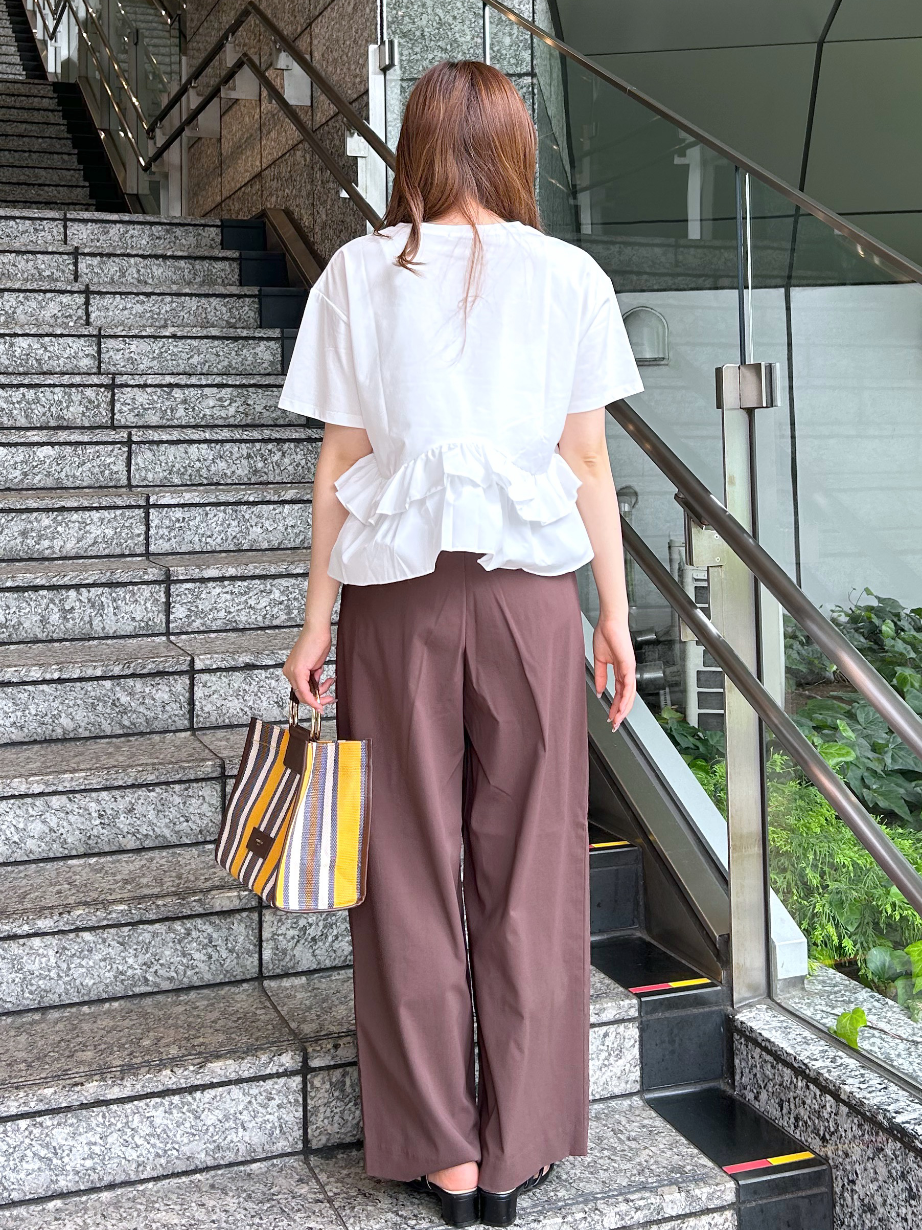 Risaさんの「OPAQUE.CLIP｜裾フリルドッキングTシャツ【洗濯機OK】」を使ったコーディネート