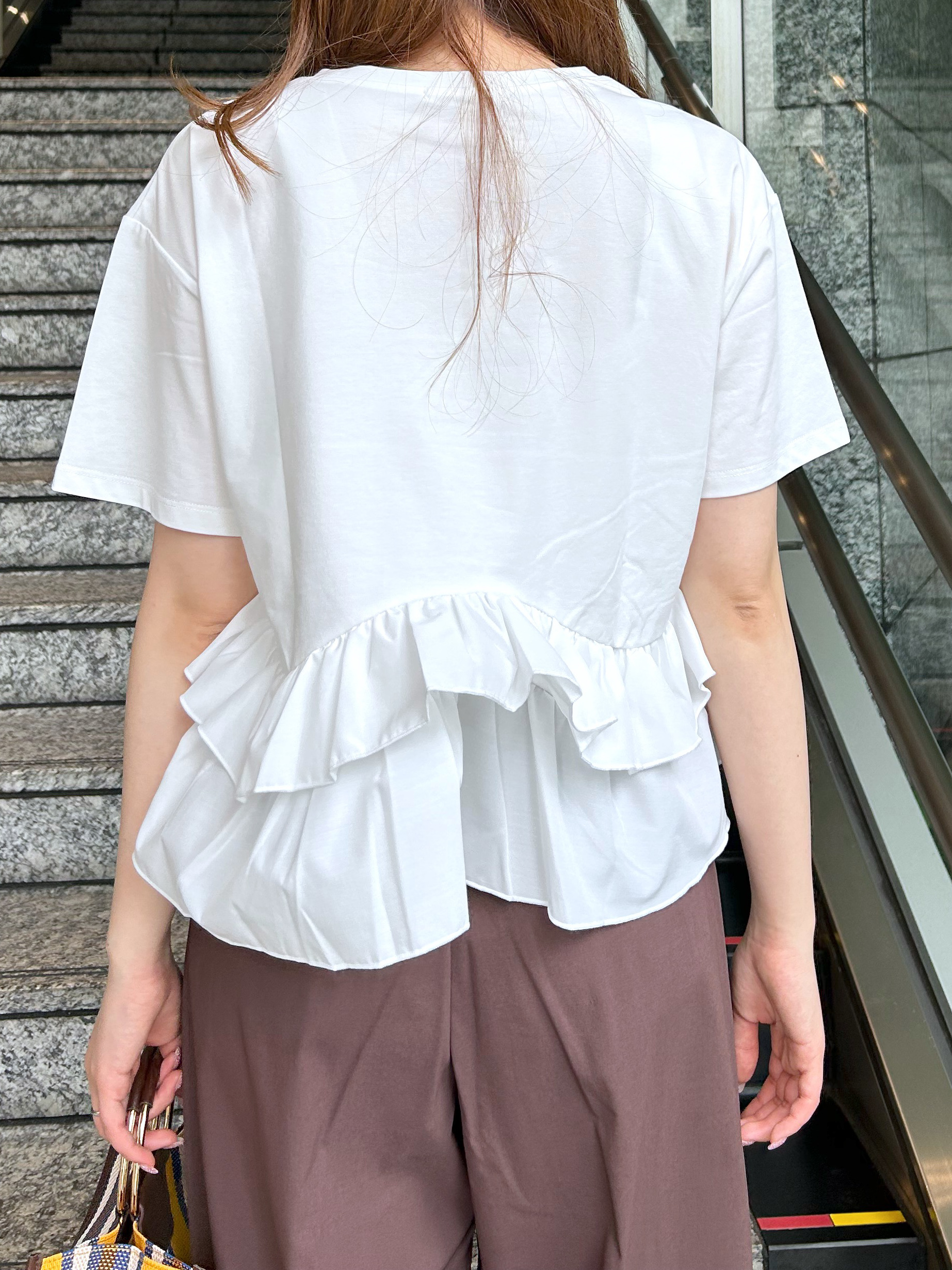 Risaさんの「OPAQUE.CLIP｜裾フリルドッキングTシャツ【洗濯機OK】」を使ったコーディネート