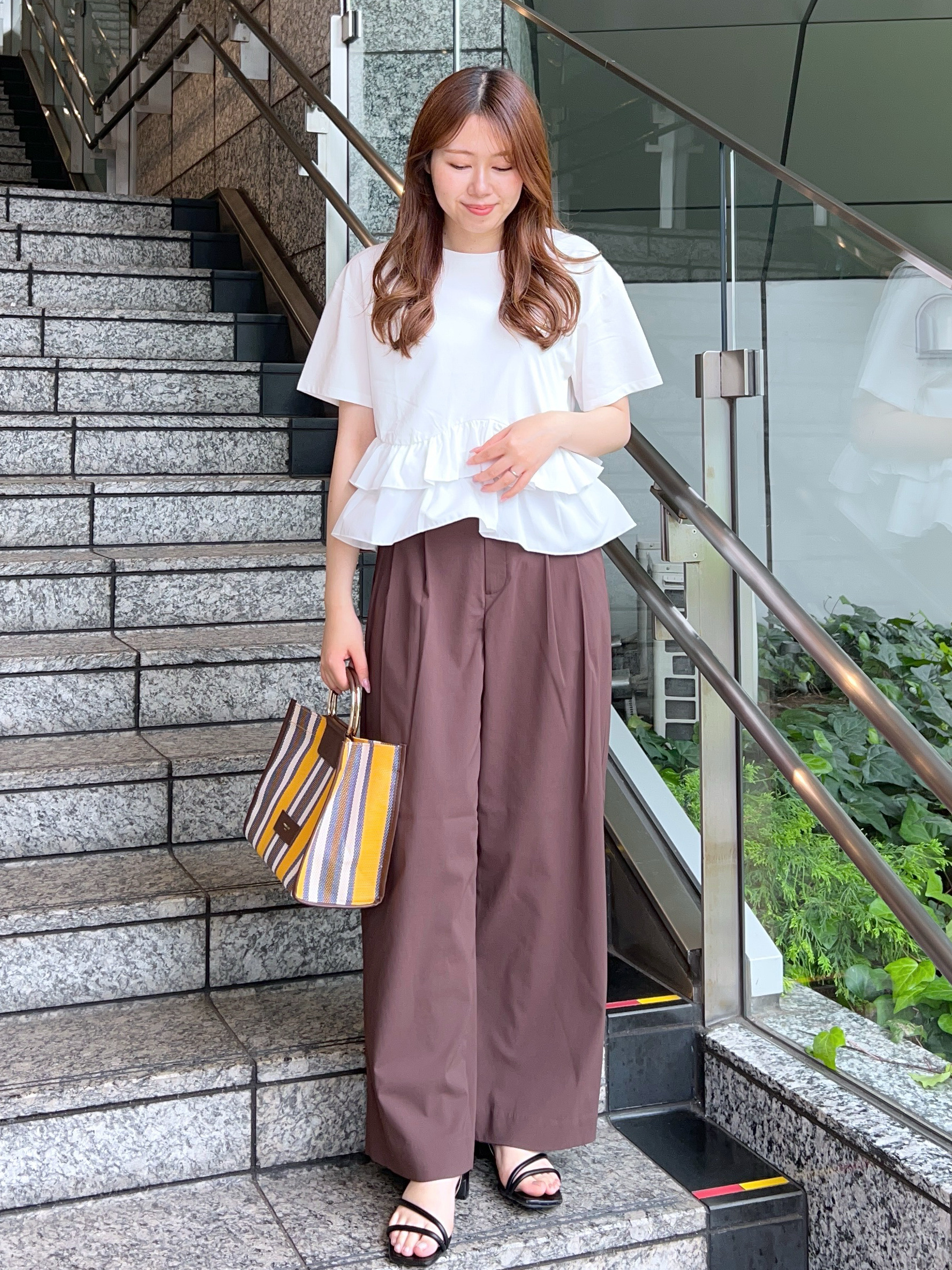 Risaさんの「OPAQUE.CLIP｜裾フリルドッキングTシャツ【洗濯機OK】」を使ったコーディネート