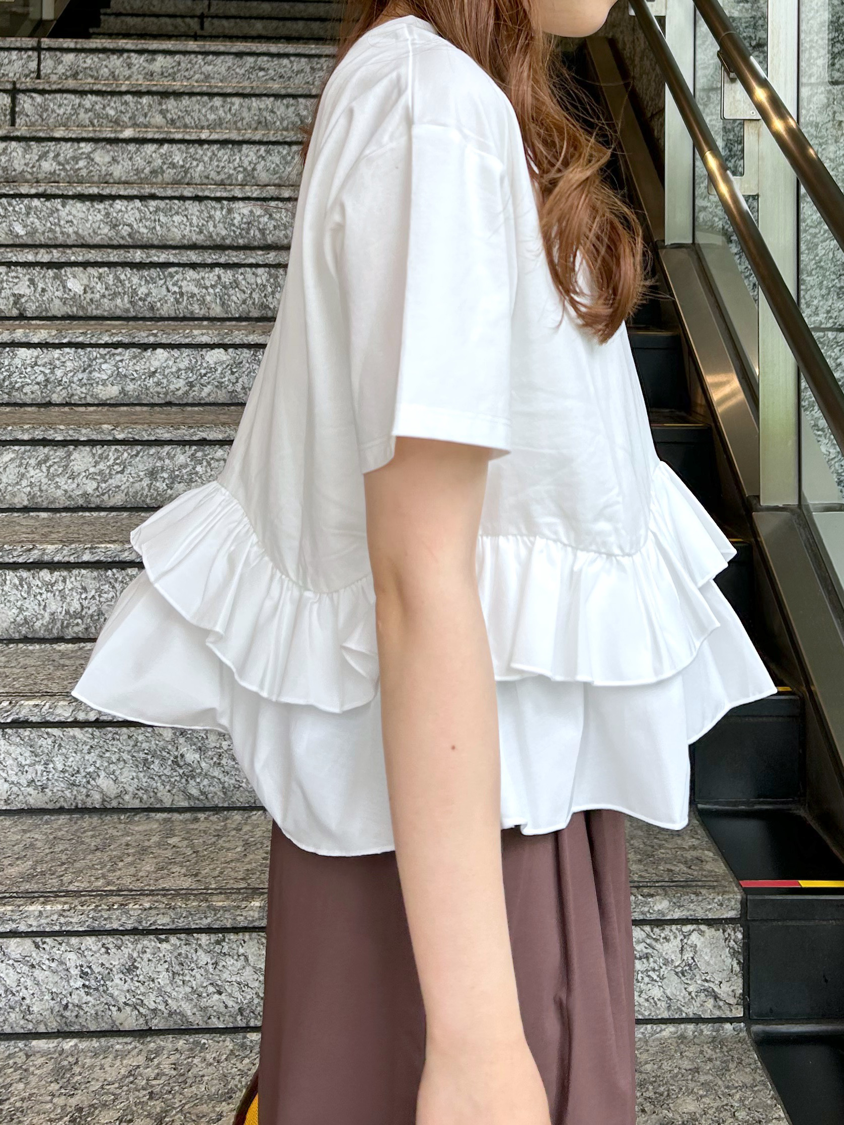 Risaさんの「OPAQUE.CLIP｜裾フリルドッキングTシャツ【洗濯機OK】」を使ったコーディネート