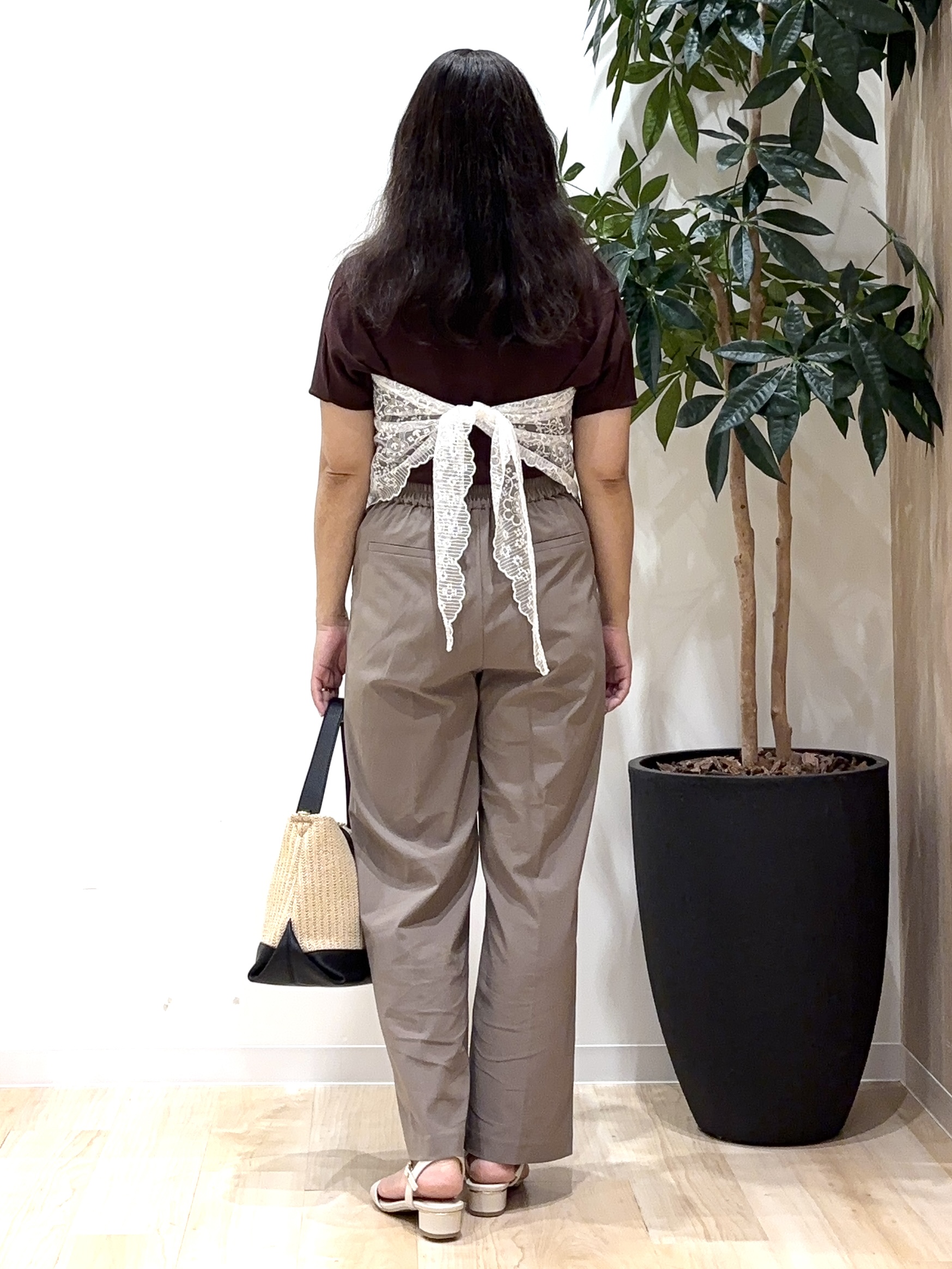 miraiさんの「grove｜【シリーズ累計36万枚！名品ニット】やわらかドライタッチ ドルマンニット」を使ったコーディネート