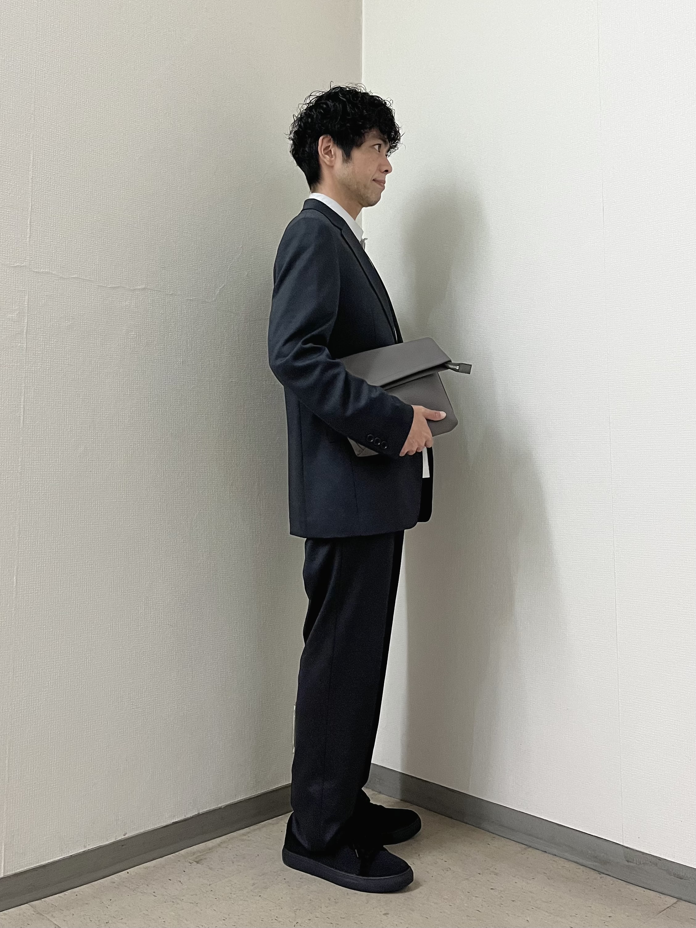 URAさんの「TAKEO KIKUCHI｜【BOWLER HAT LABEL】ピンヘッドジャージ ジャケット」を使ったコーディネート