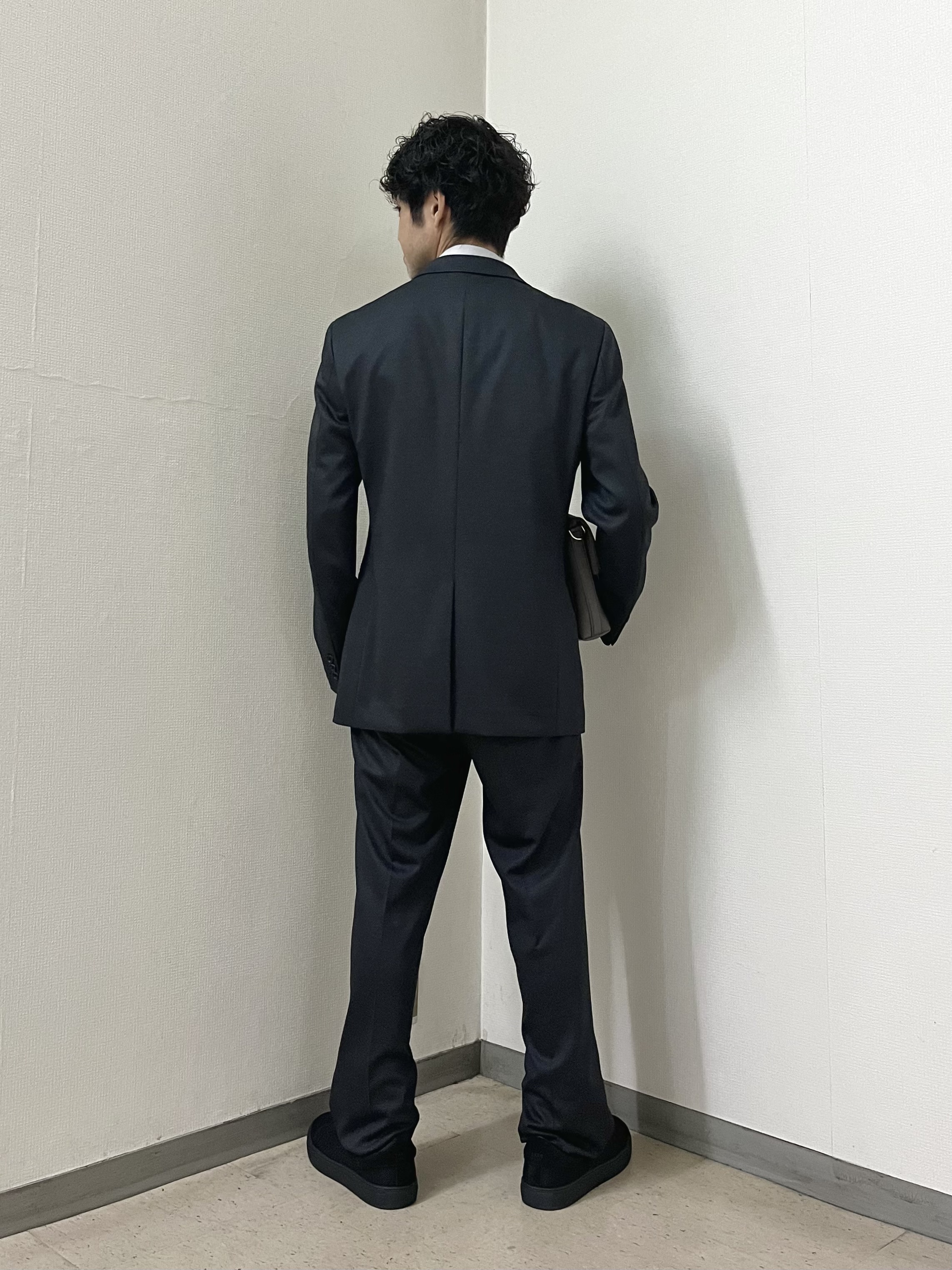 URAさんの「TAKEO KIKUCHI｜【BOWLER HAT LABEL】ピンヘッドジャージ ジャケット」を使ったコーディネート