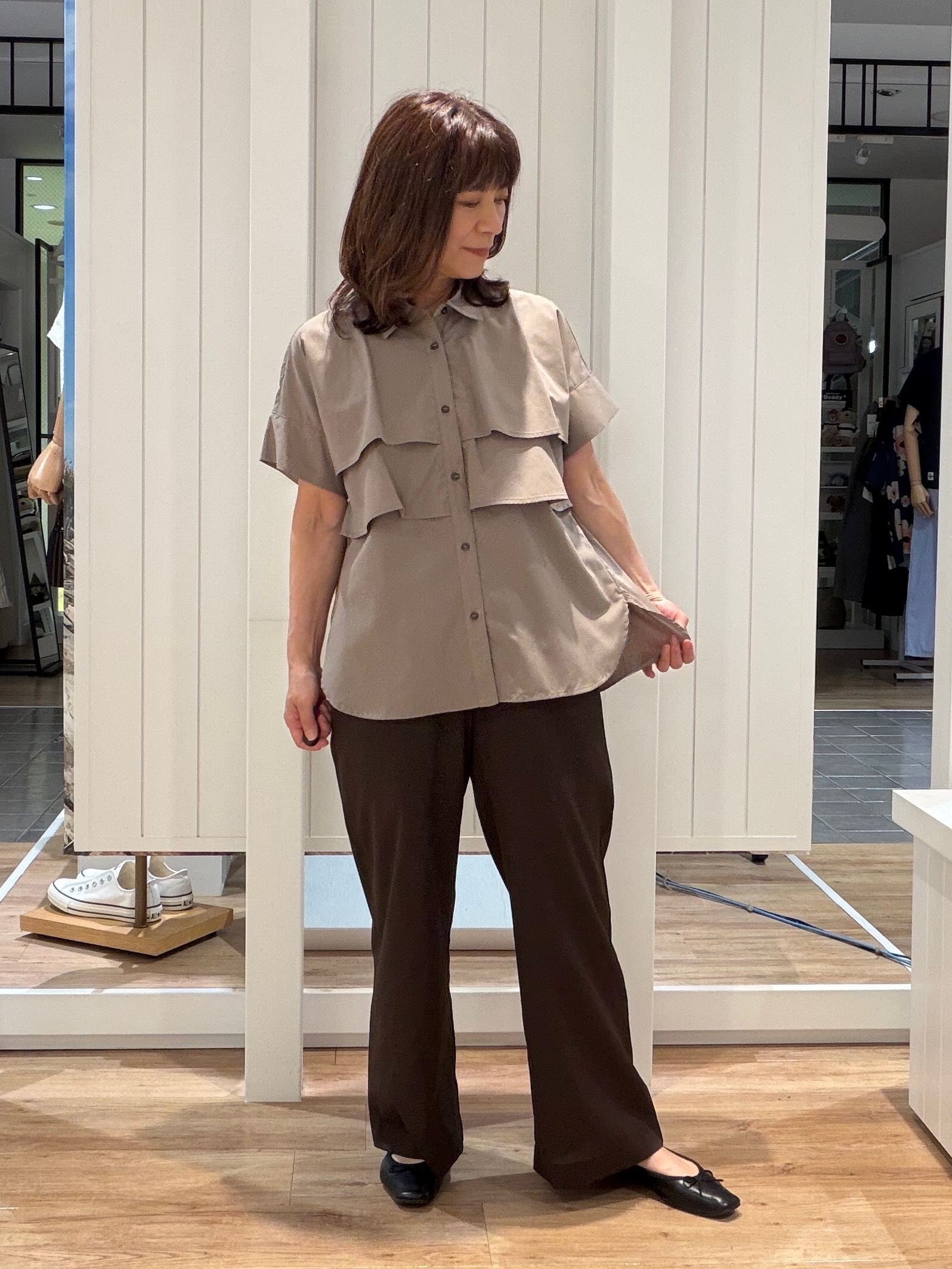 Fujitaさんの「Dessin｜【マシンウォッシャブル】ダブルフリルブラウス」を使ったコーディネート