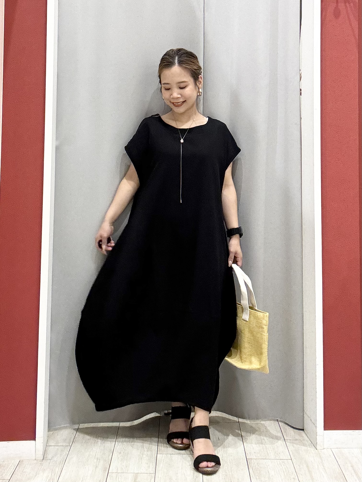 shioさんの「SHOO･LA･RUE｜【さらり快適/洗濯機可/S-LL】シアーラメカーディガン」を使ったコーディネート