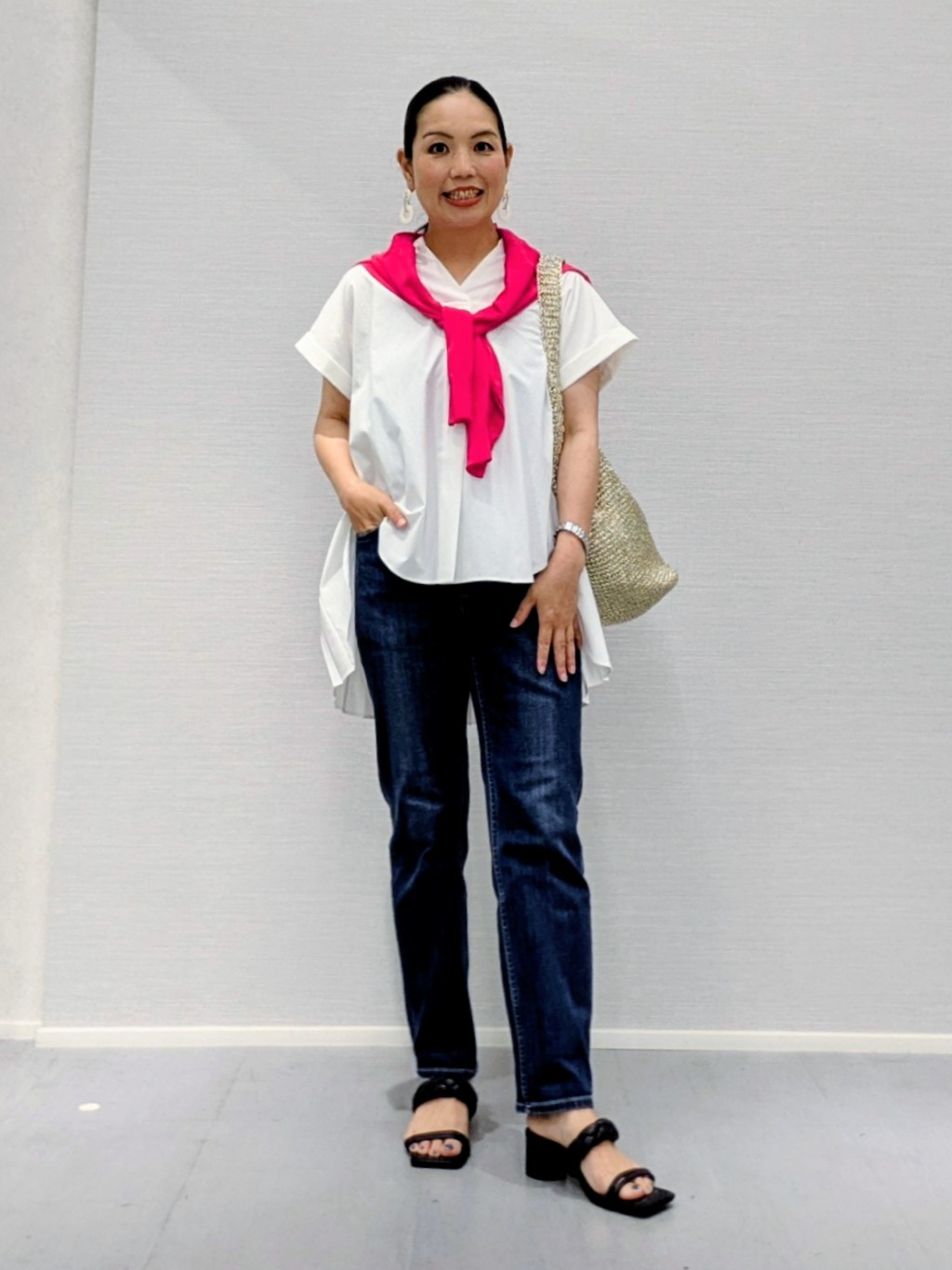 makkyさんの「UNTITLED｜【多機能付き】バックプリーツデザインブラウス」を使ったコーディネート