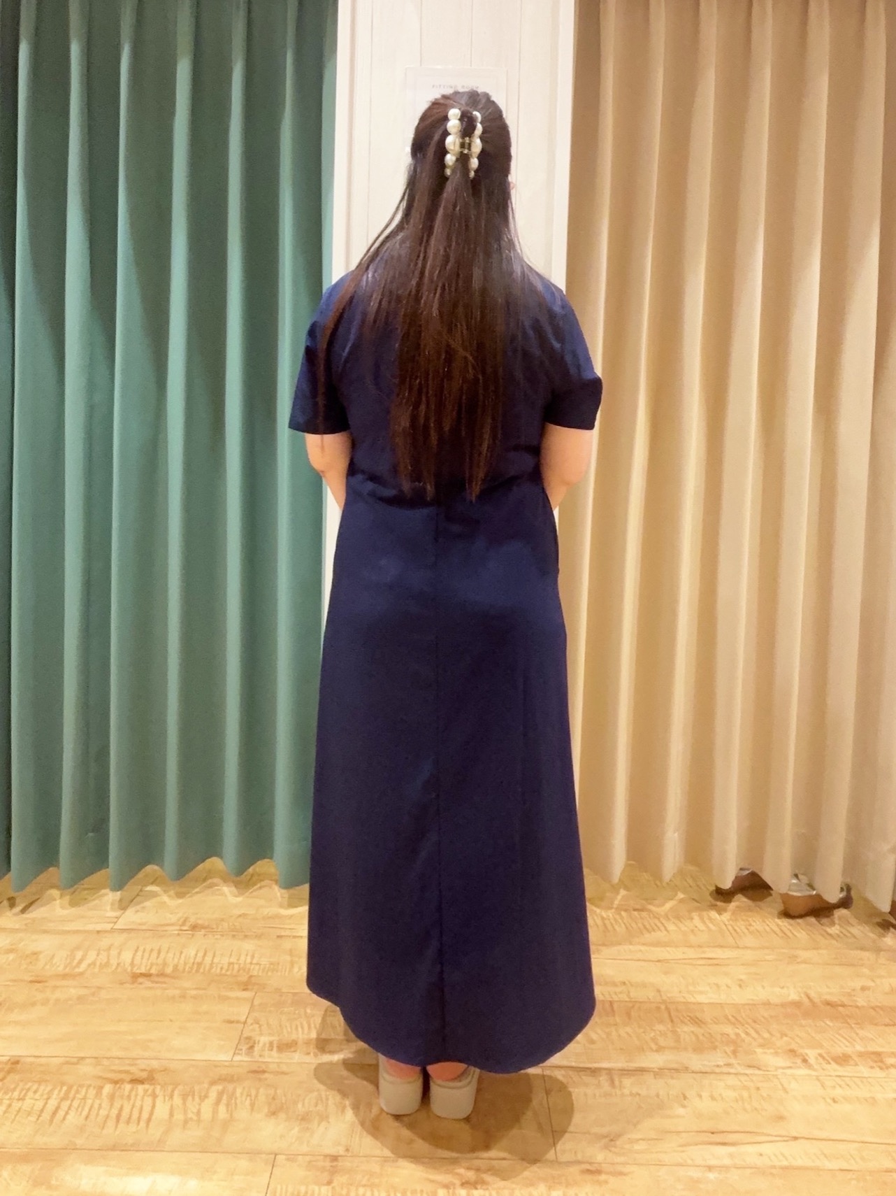 タガさんの「SHOO･LA･RUE｜【S-LL/洗濯機可/セットアップ可】軽凛(かろりん) ひんやり切替ワンピース」を使ったコーディネート