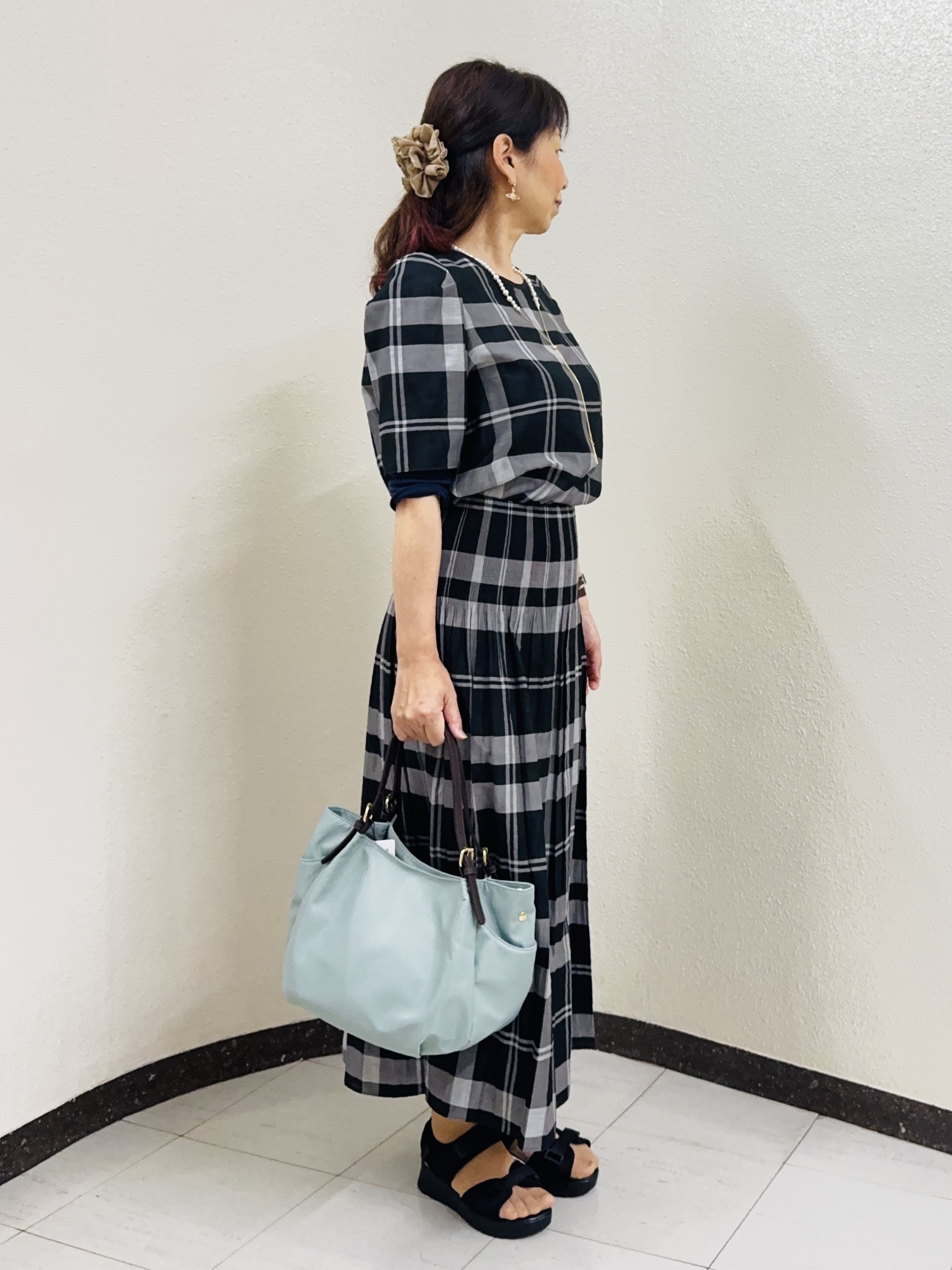 ⭐︎Eimi⭐︎さんの「Reflect｜【セットアップ／手洗い可】チェック柄パフスリーブブラウス」を使ったコーディネート