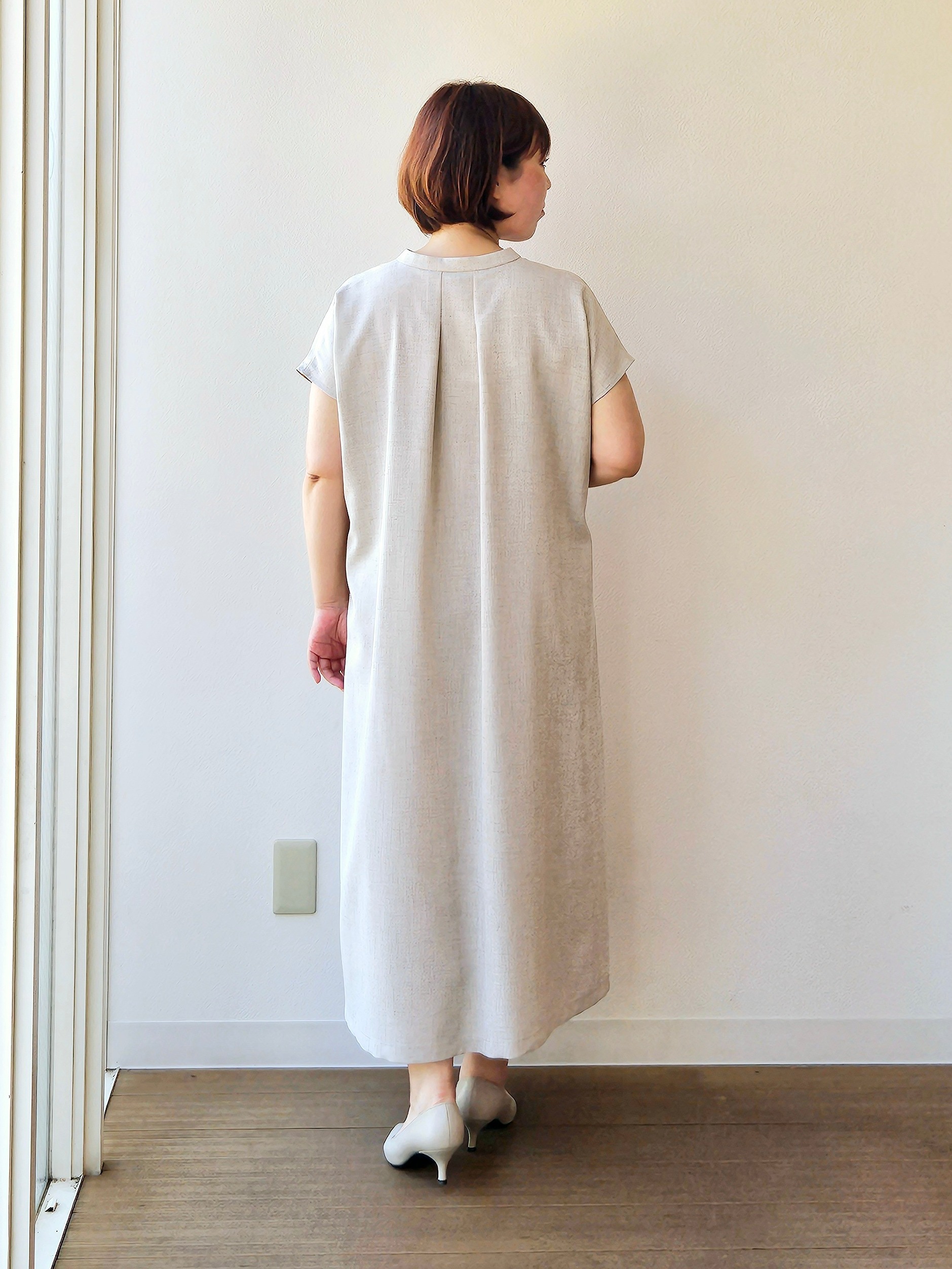 やじまさんの「UNTITLED｜【UV/接触冷感/遮熱/通気性】スラブバンドカラーワンピース」を使ったコーディネート