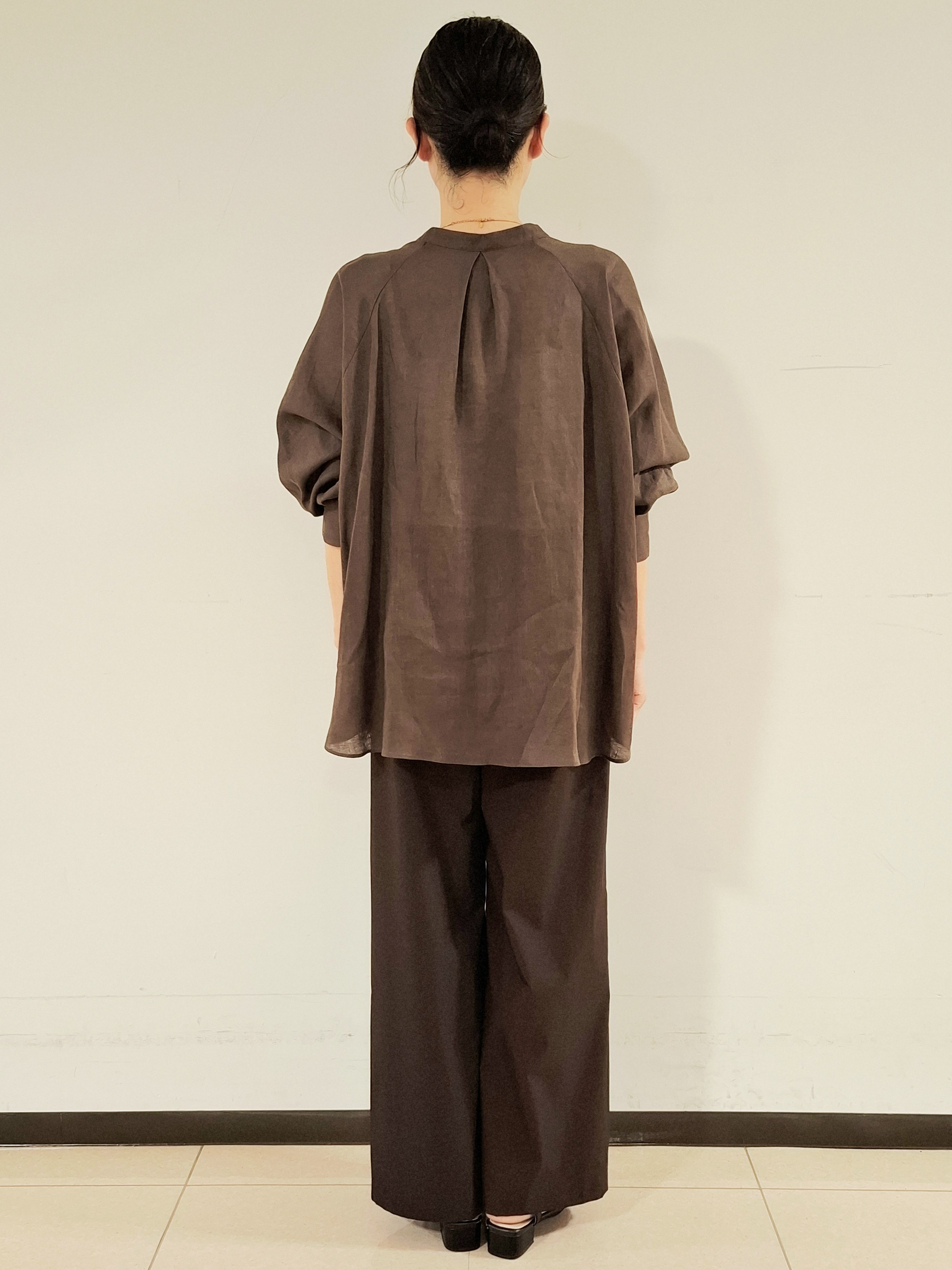 ねぎさんの「UNTITLED｜【麻100】リネンドルマンシャツ」を使ったコーディネート