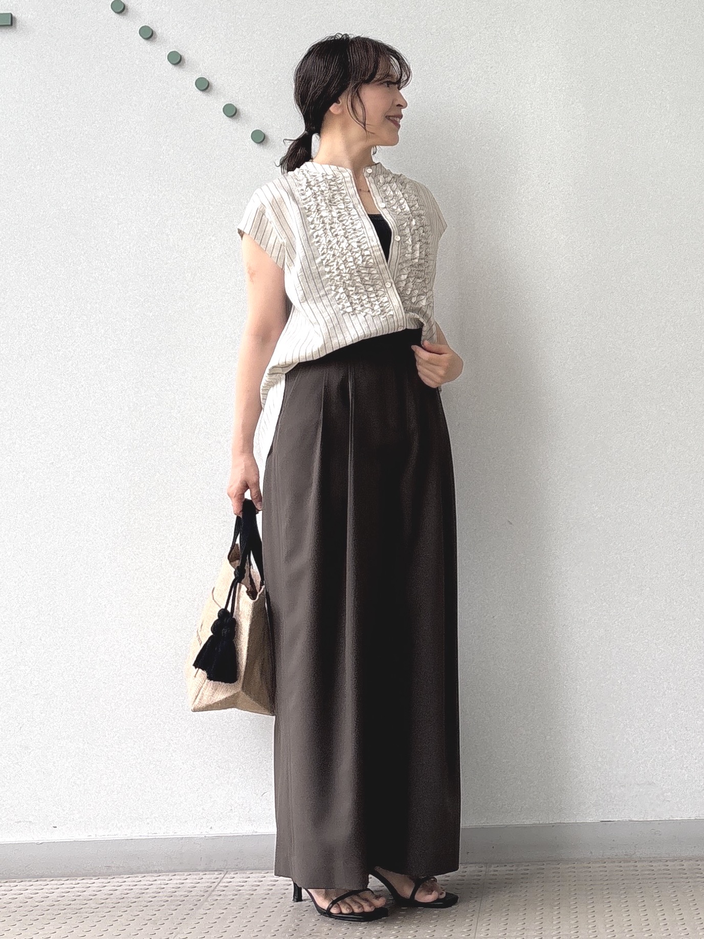kawamuraさんの「DRESSTERIOR｜ストライプフレンチスリーブフリルブラウス」を使ったコーディネート