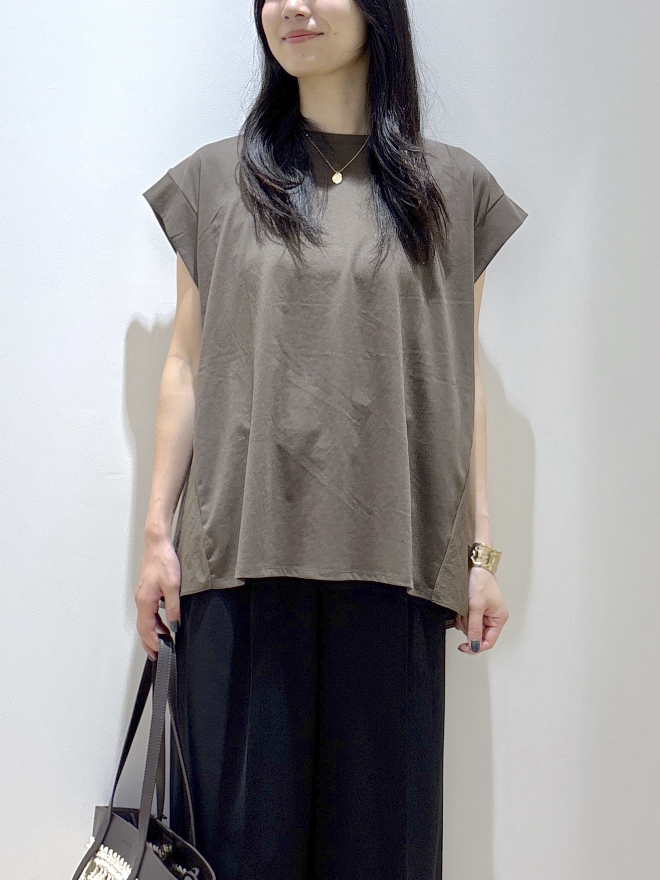 sachikoさんの「OPAQUE.CLIP｜【接触冷感】バックフレアドッキングカットソー《洗濯機OK》」を使ったコーディネート