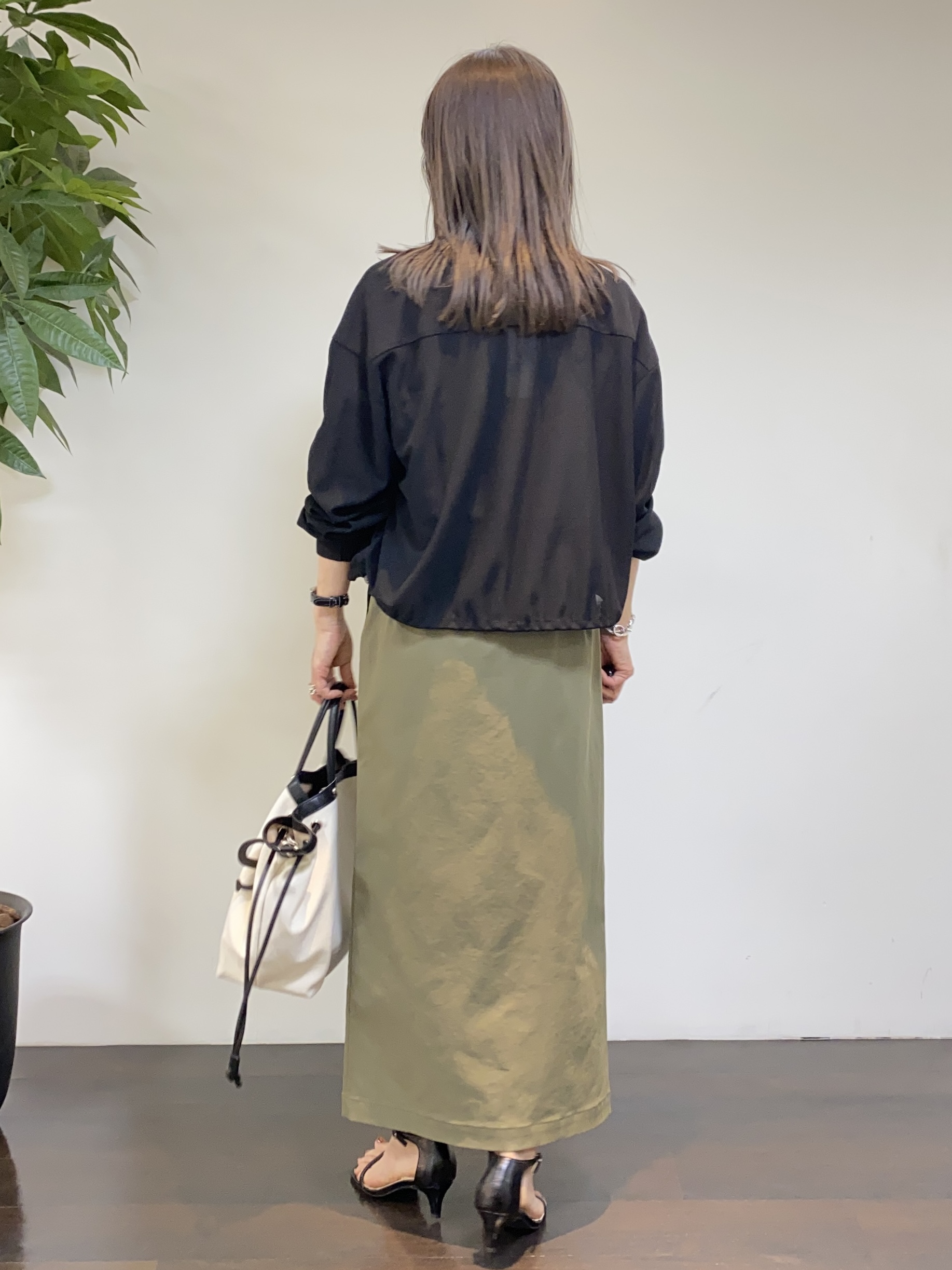 tomoさんの「UNTITLED｜【古畑星夏さん着用/洗える】シアーブルゾン」を使ったコーディネート