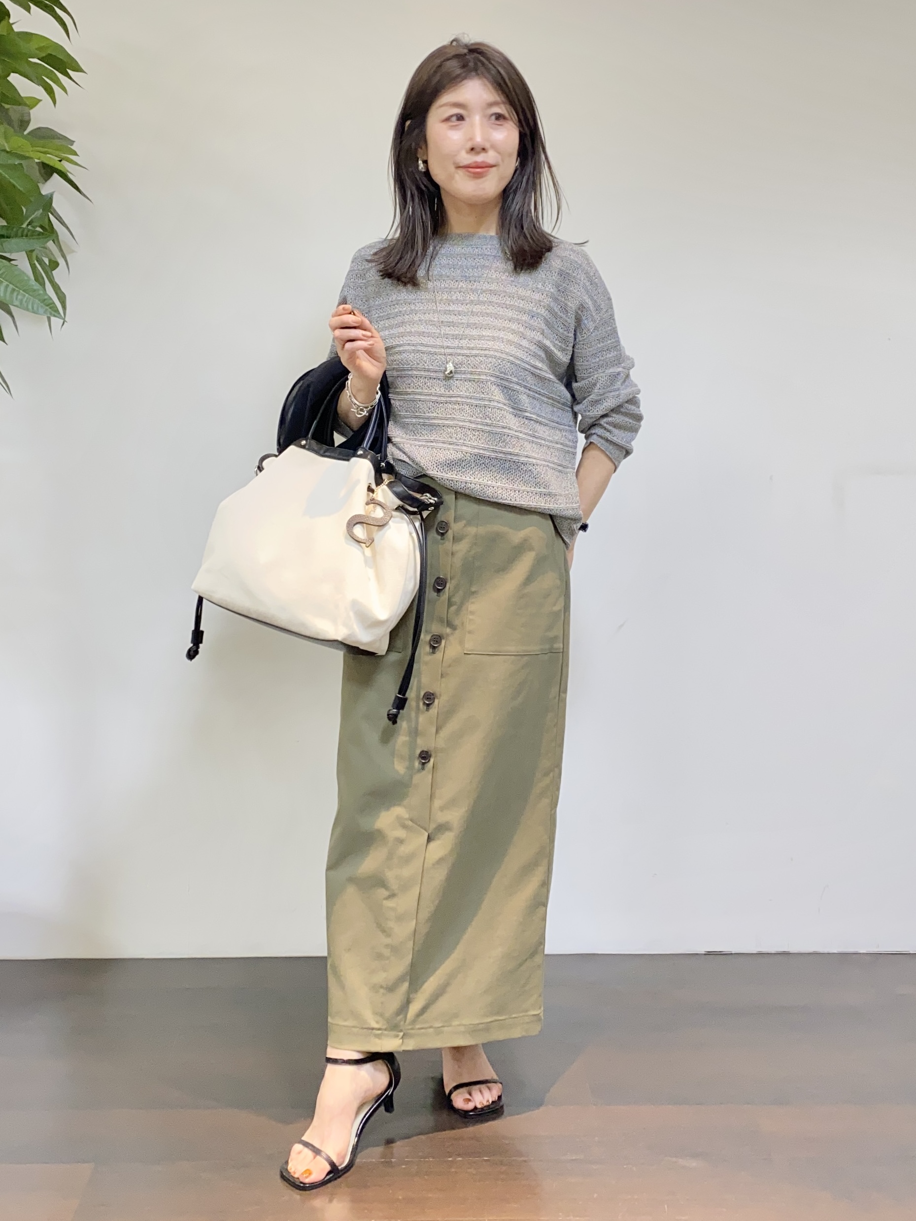 tomoさんの「UNTITLED｜【古畑星夏さん着用/洗える】シアーブルゾン」を使ったコーディネート