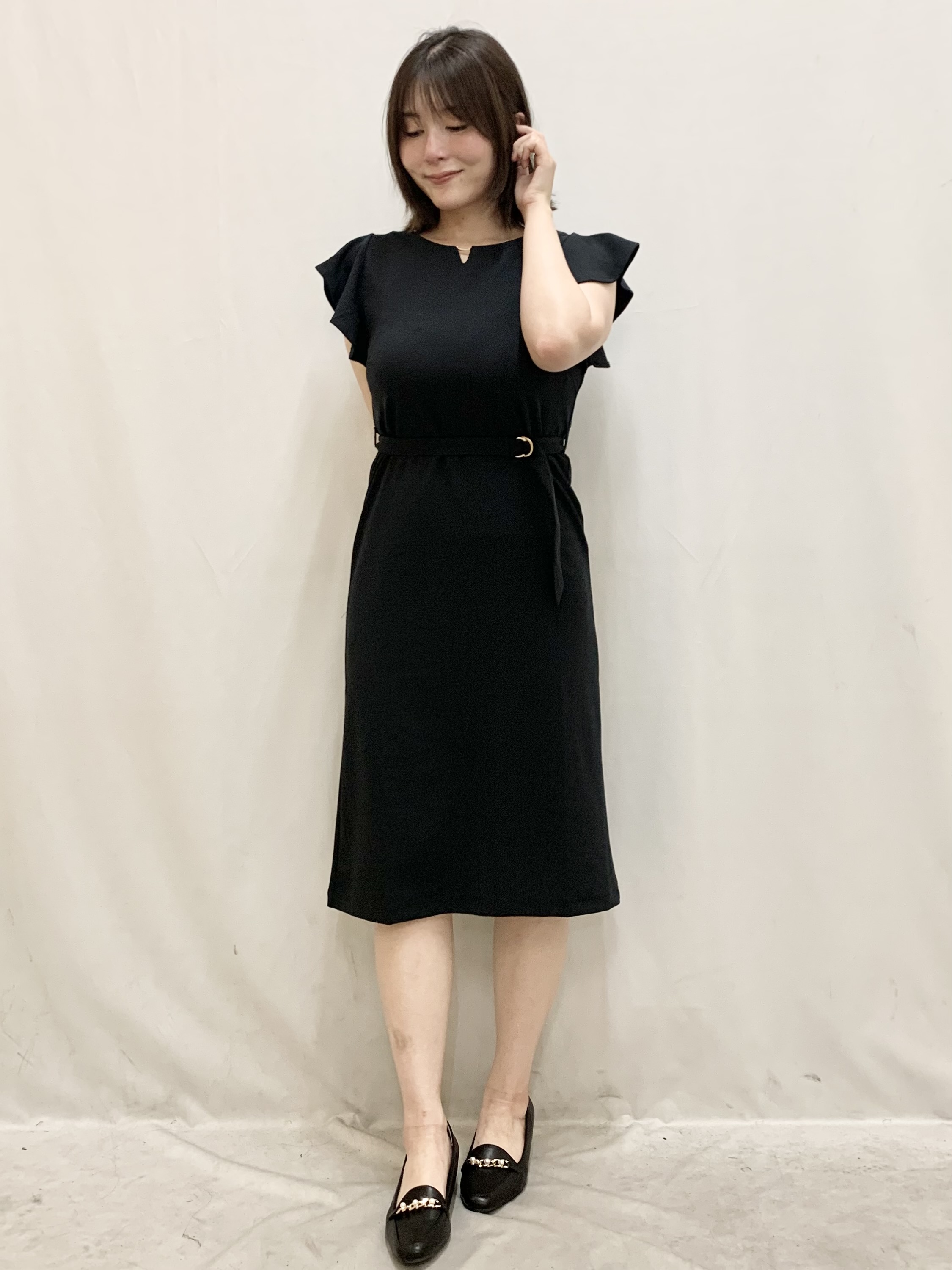 kasumiさんの「index｜【接触冷感／吸水速乾】キーネックフレアスリーブワンピース《UV／洗濯機OK／ストレッチ》」を使ったコーディネート