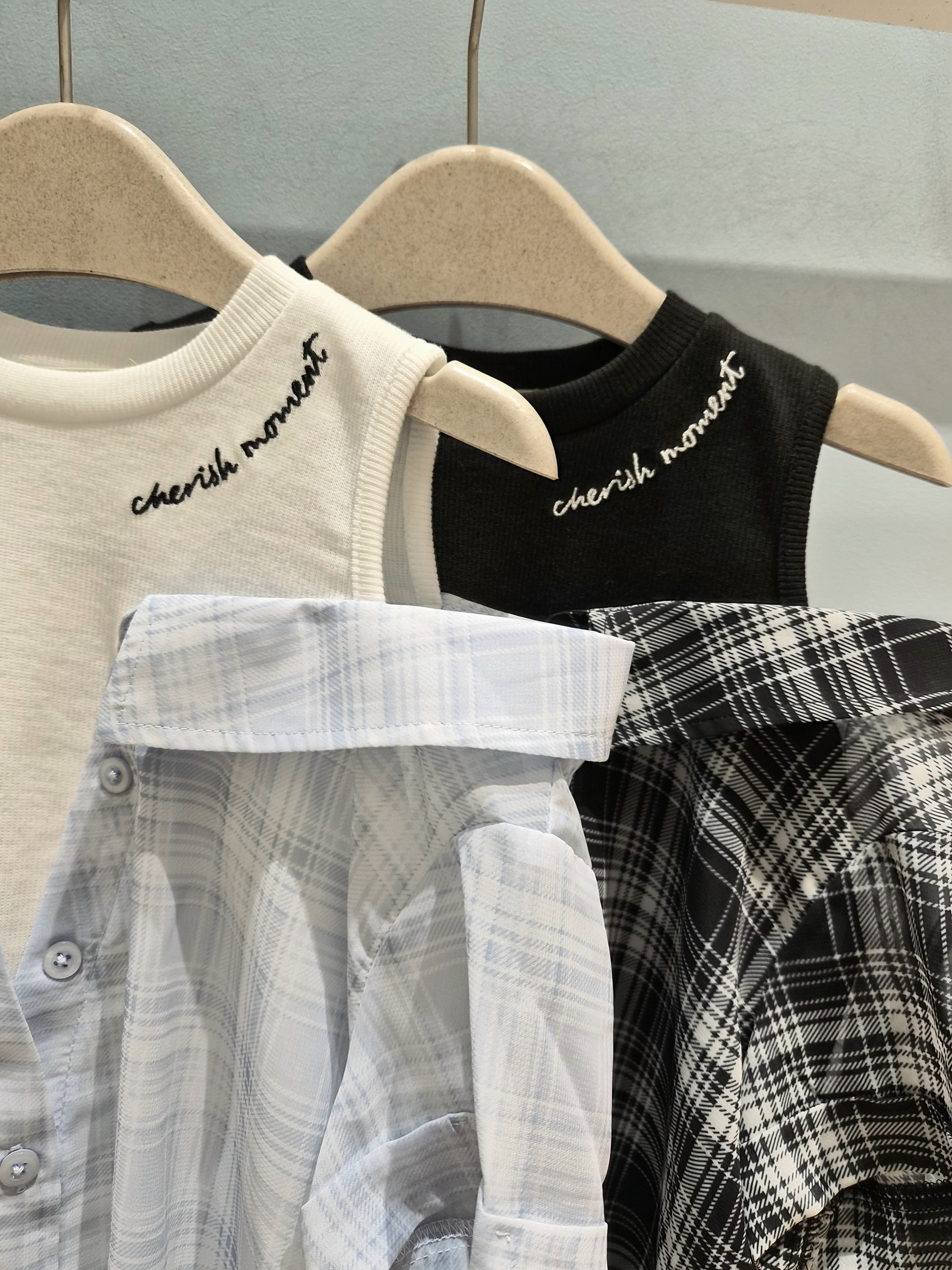 harumiruさんの「SHOO･LA･RUE｜【110-140cm】チェックシャツデザイントップス」を使ったコーディネート