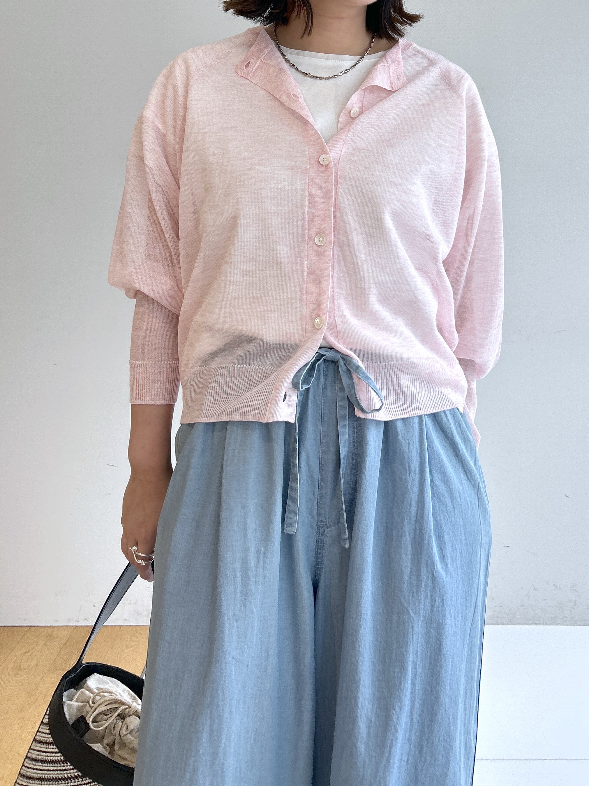 Hirokaさんの「Dessin｜お守りカーディガン -ウォッシャブル-」を使ったコーディネート