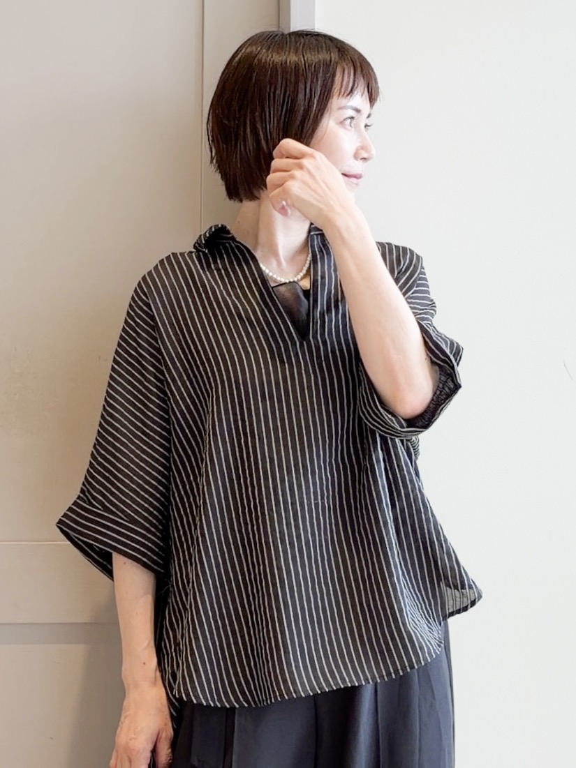 yamakoさんの「grove｜【洗濯機◎・体型カバー】ON/OFF使える、シアースキッパーシャツ」を使ったコーディネート