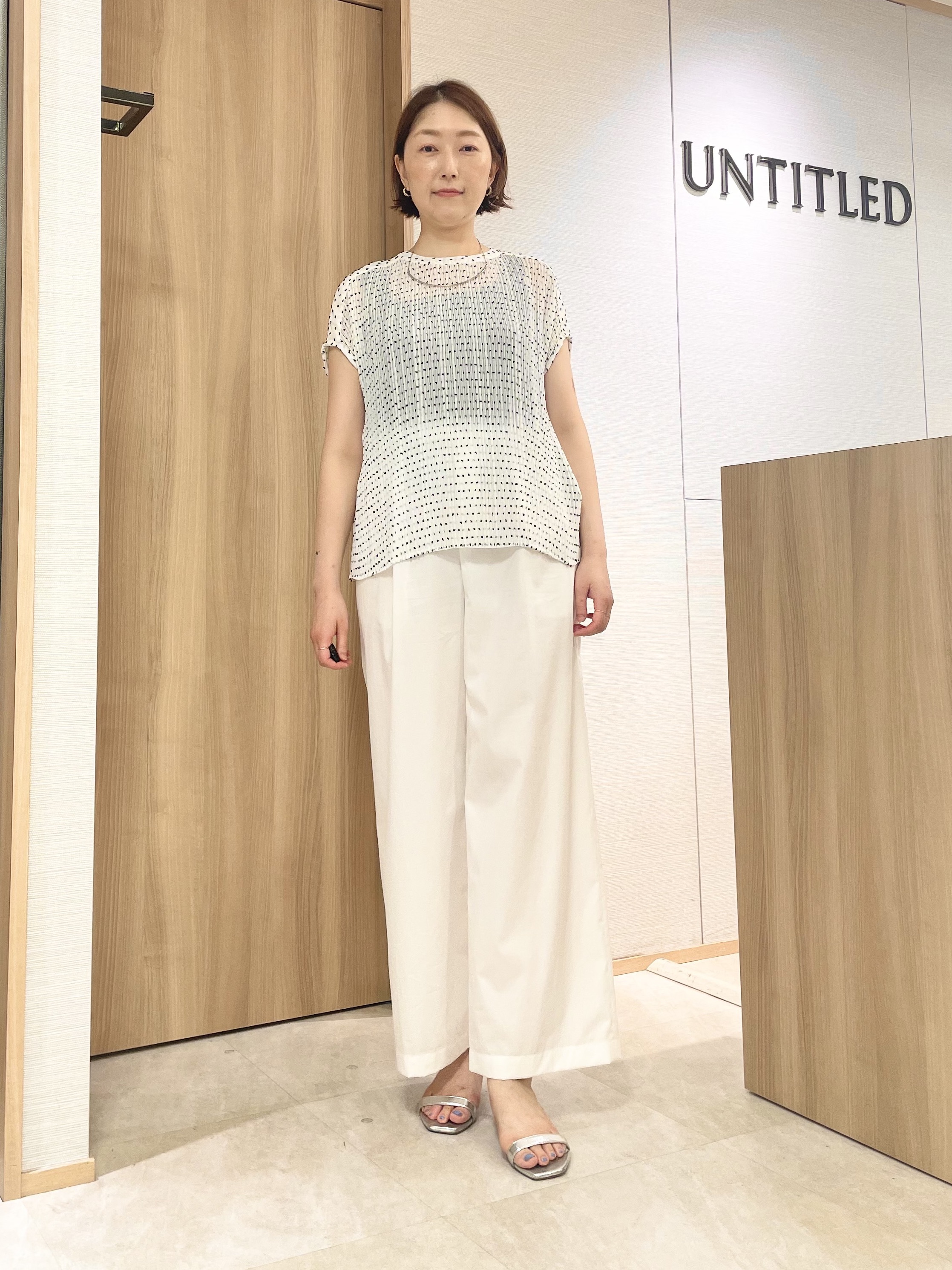 aliceさんの「UNTITLED｜【1枚で着映える】ドットジャガードブラウス」を使ったコーディネート