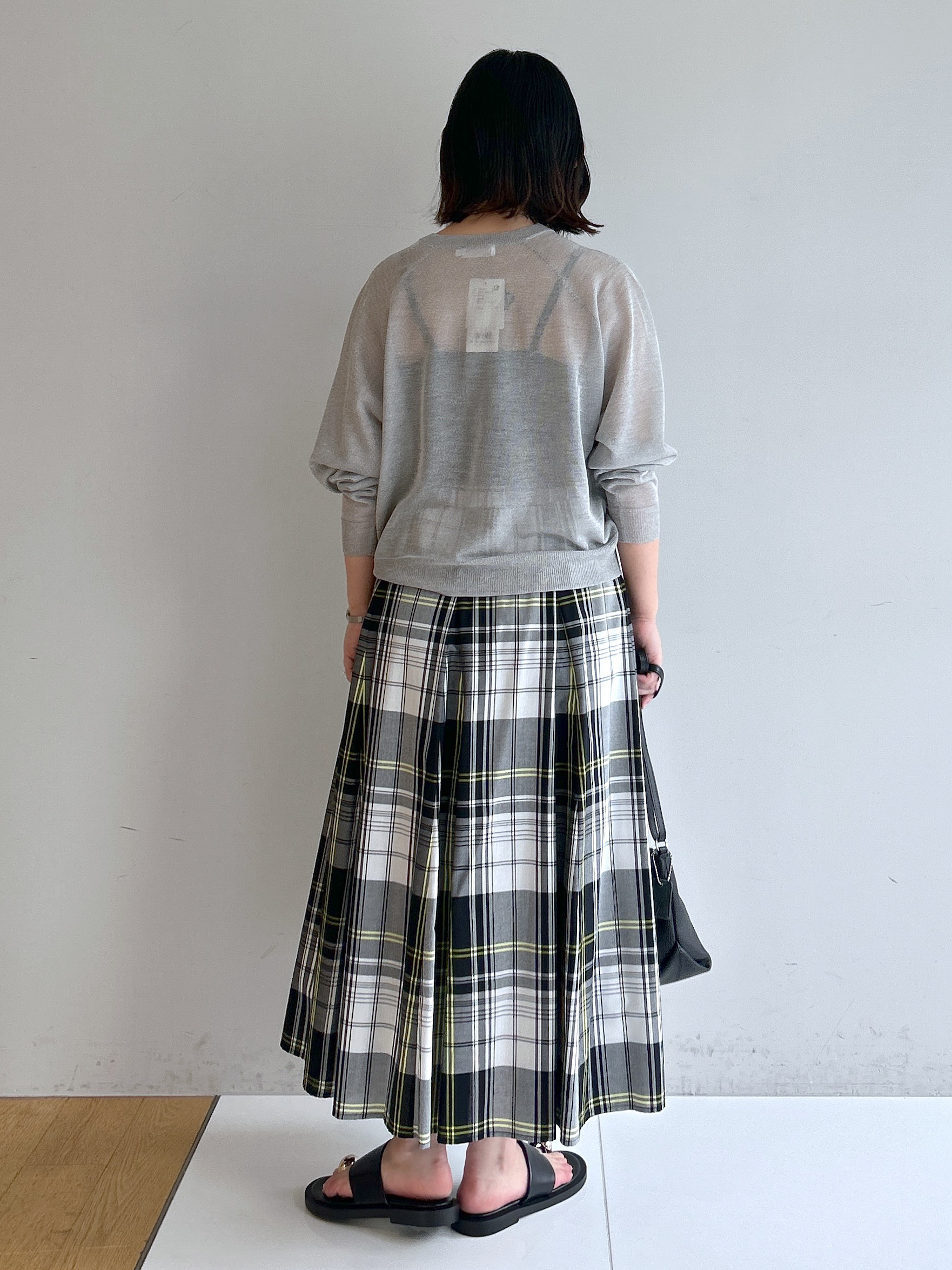 Hirokaさんの「Dessin｜お守りカーディガン -ウォッシャブル-」を使ったコーディネート