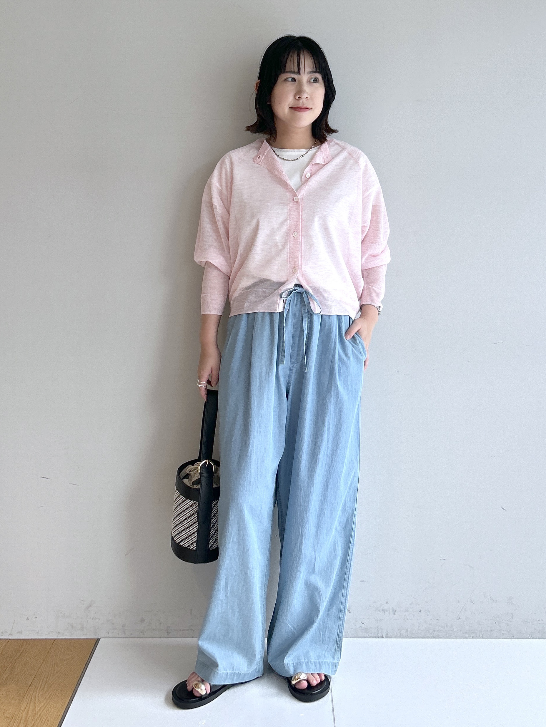 Hirokaさんの「Dessin｜お守りカーディガン -ウォッシャブル-」を使ったコーディネート